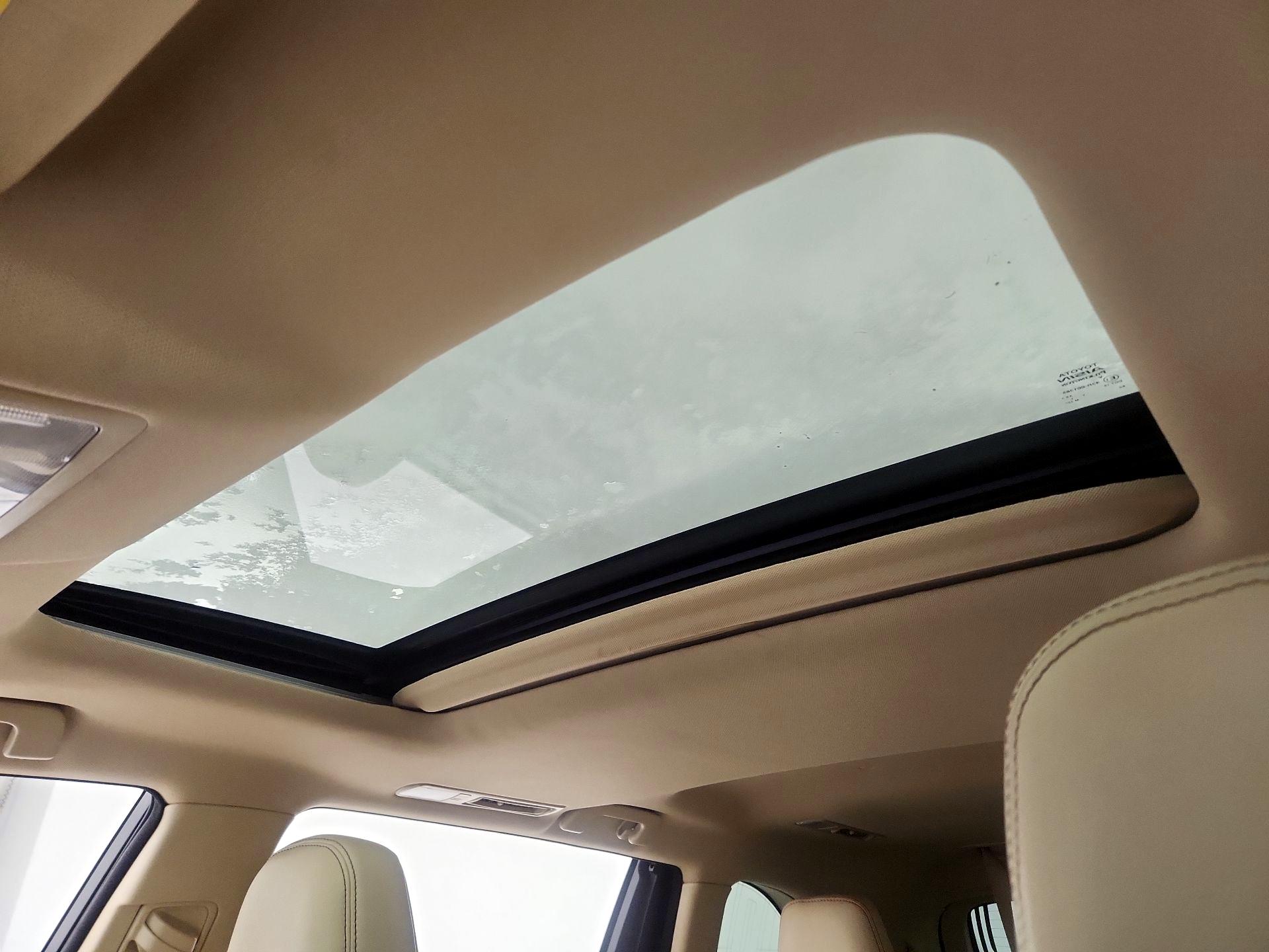 Thumbnail: 2018 Toyota Highlander - 19