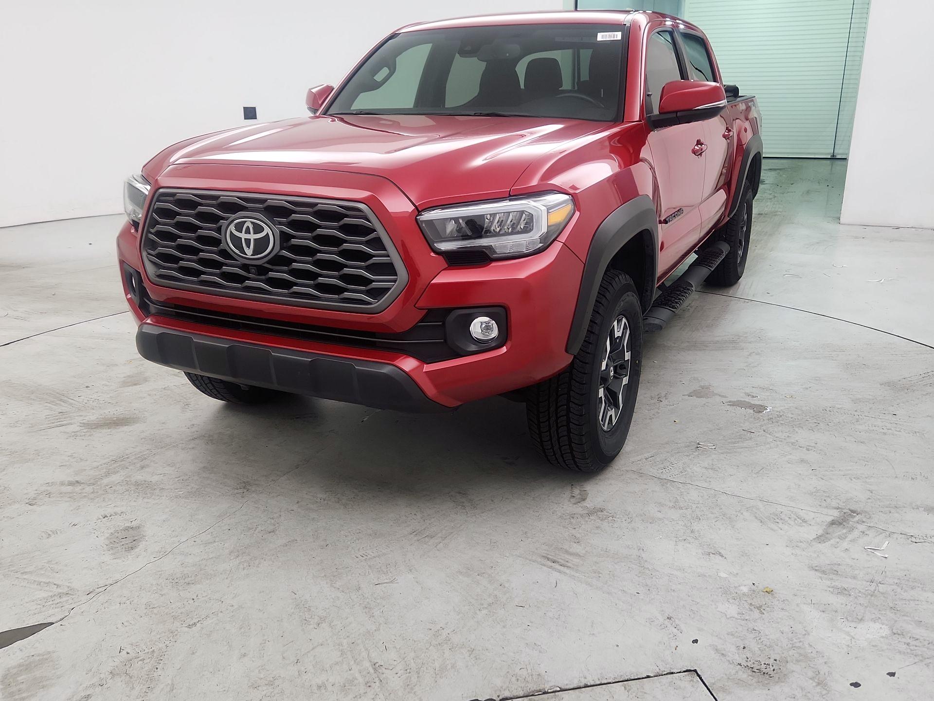 Thumbnail: 2023 Toyota Tacoma - 3