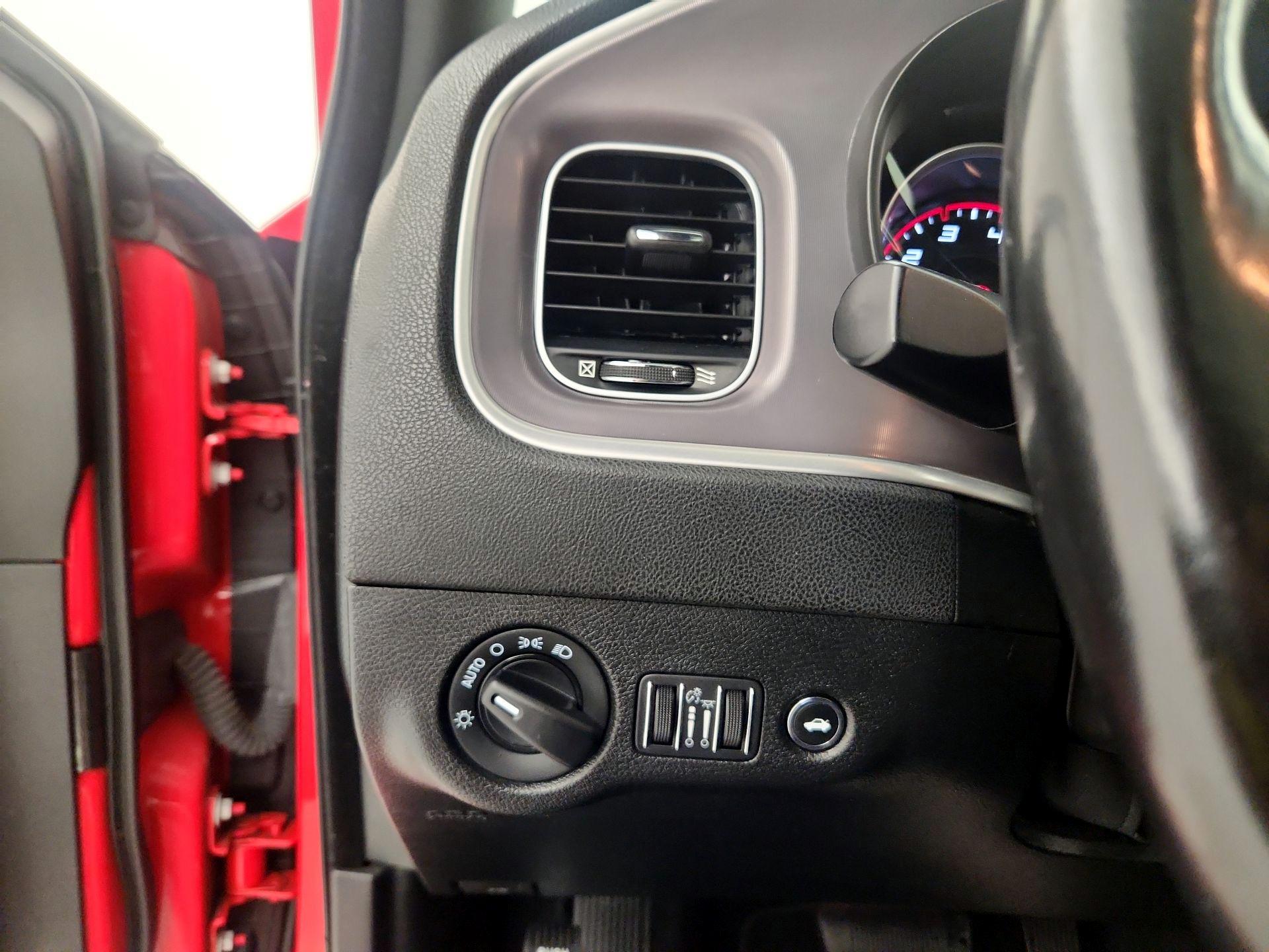 Thumbnail: 2022 Dodge Charger - 13