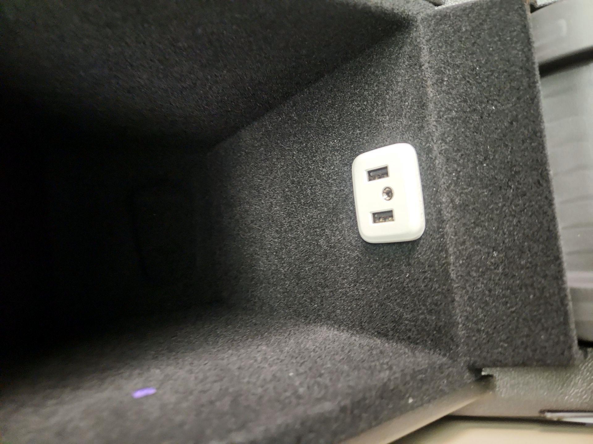 Thumbnail: 2018 Cadillac XT5 - 16