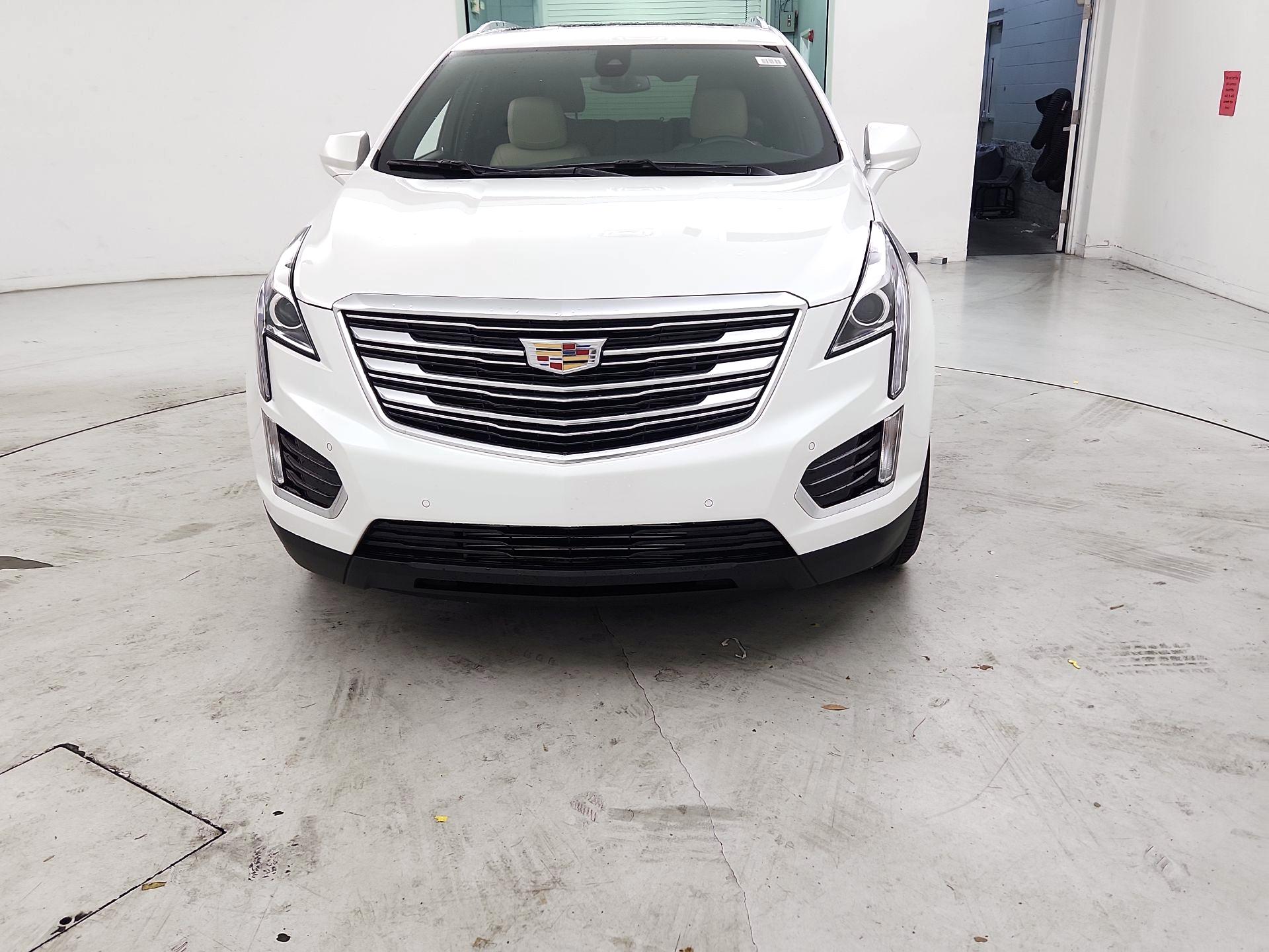 Thumbnail: 2018 Cadillac XT5 - 2