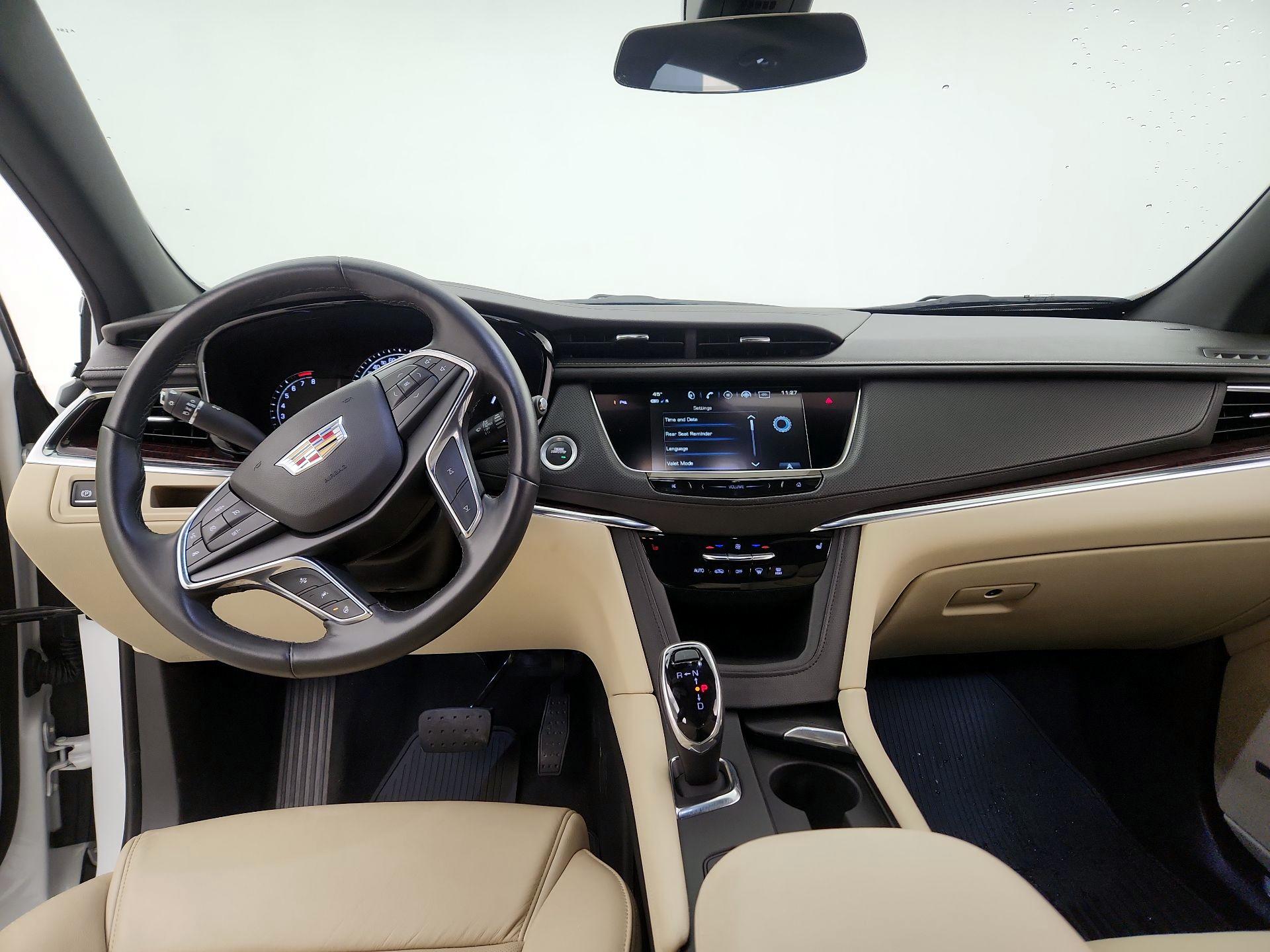 Thumbnail: 2018 Cadillac XT5 - 8