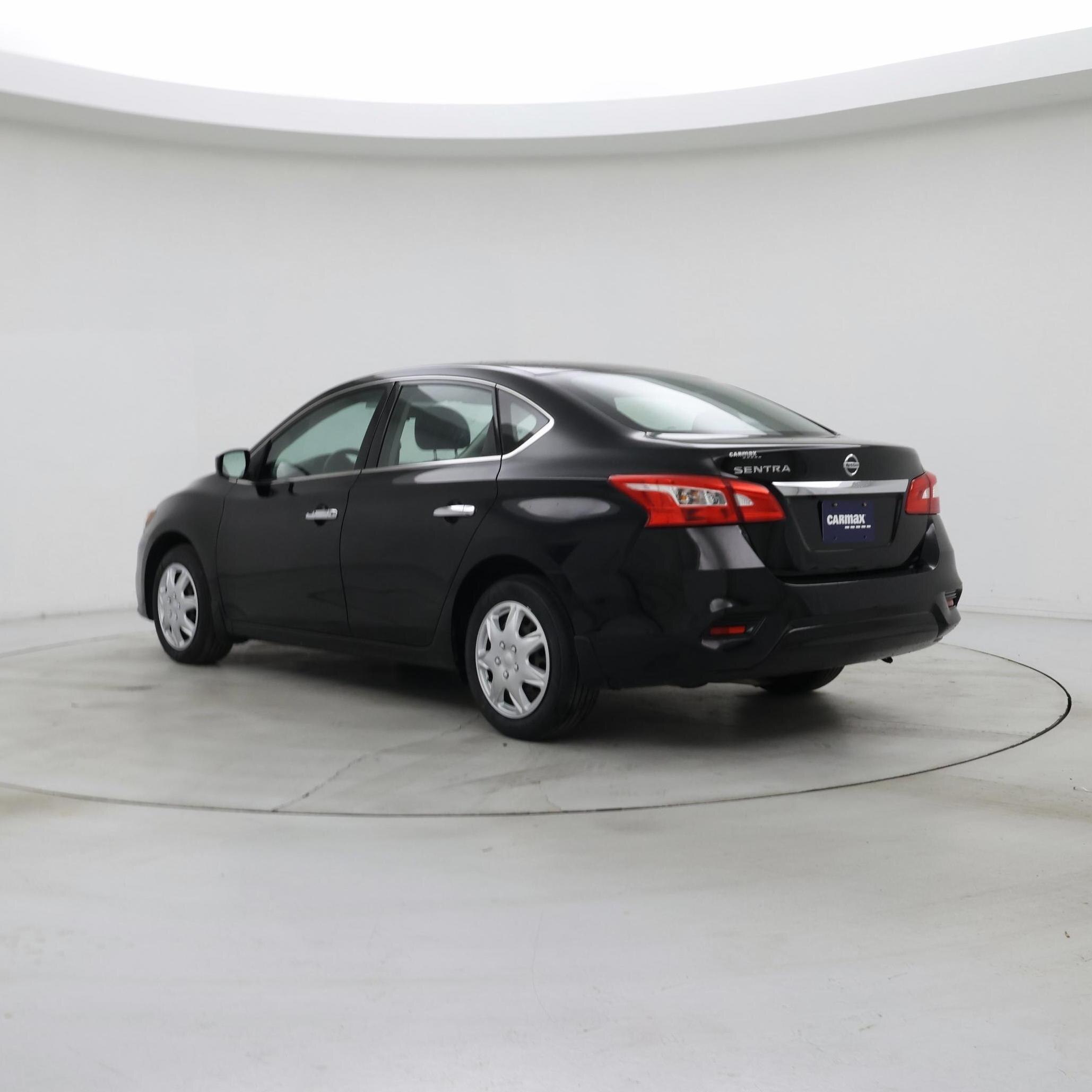 Thumbnail: 2018 Nissan Sentra - 2