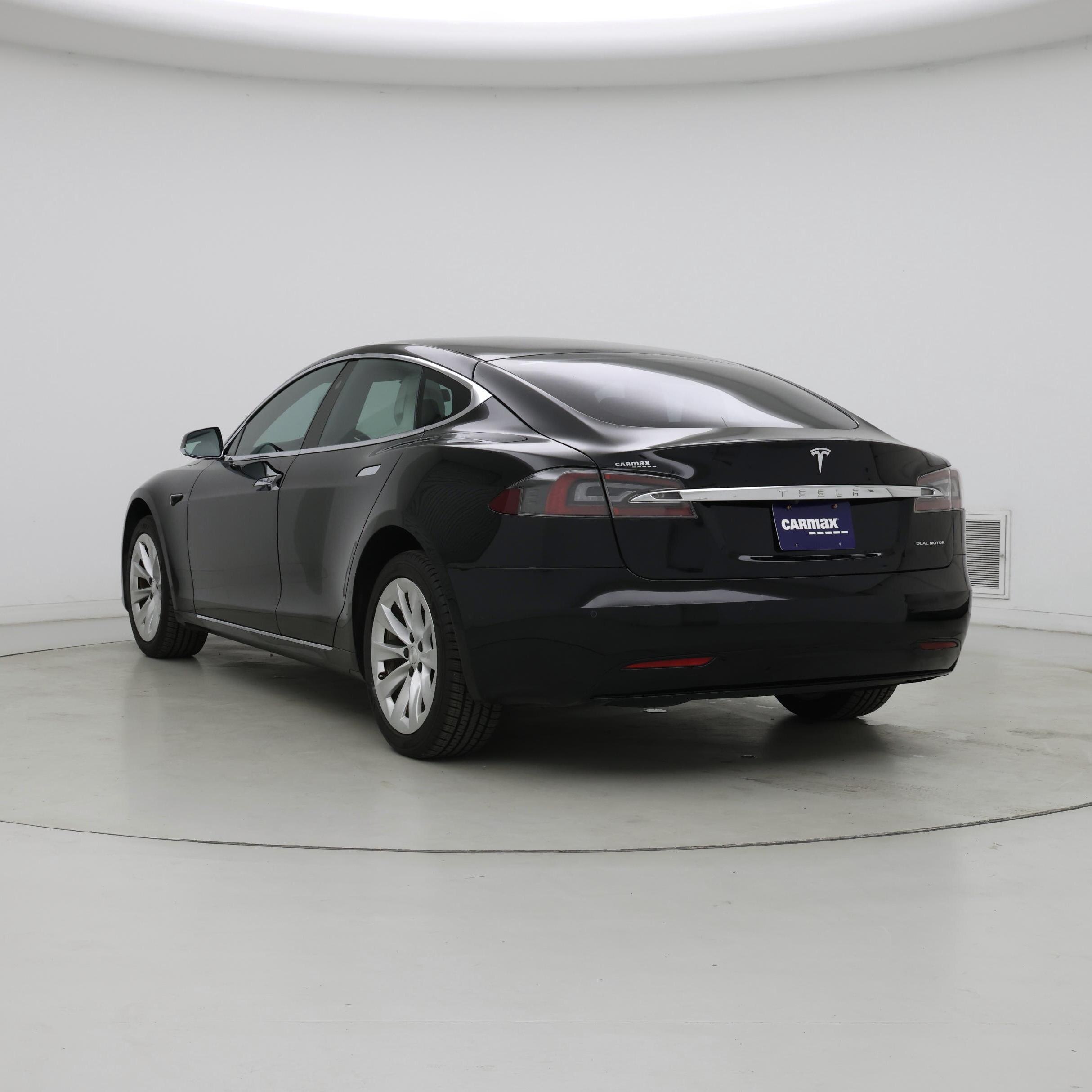 Thumbnail: 2019 Tesla Model S - 2