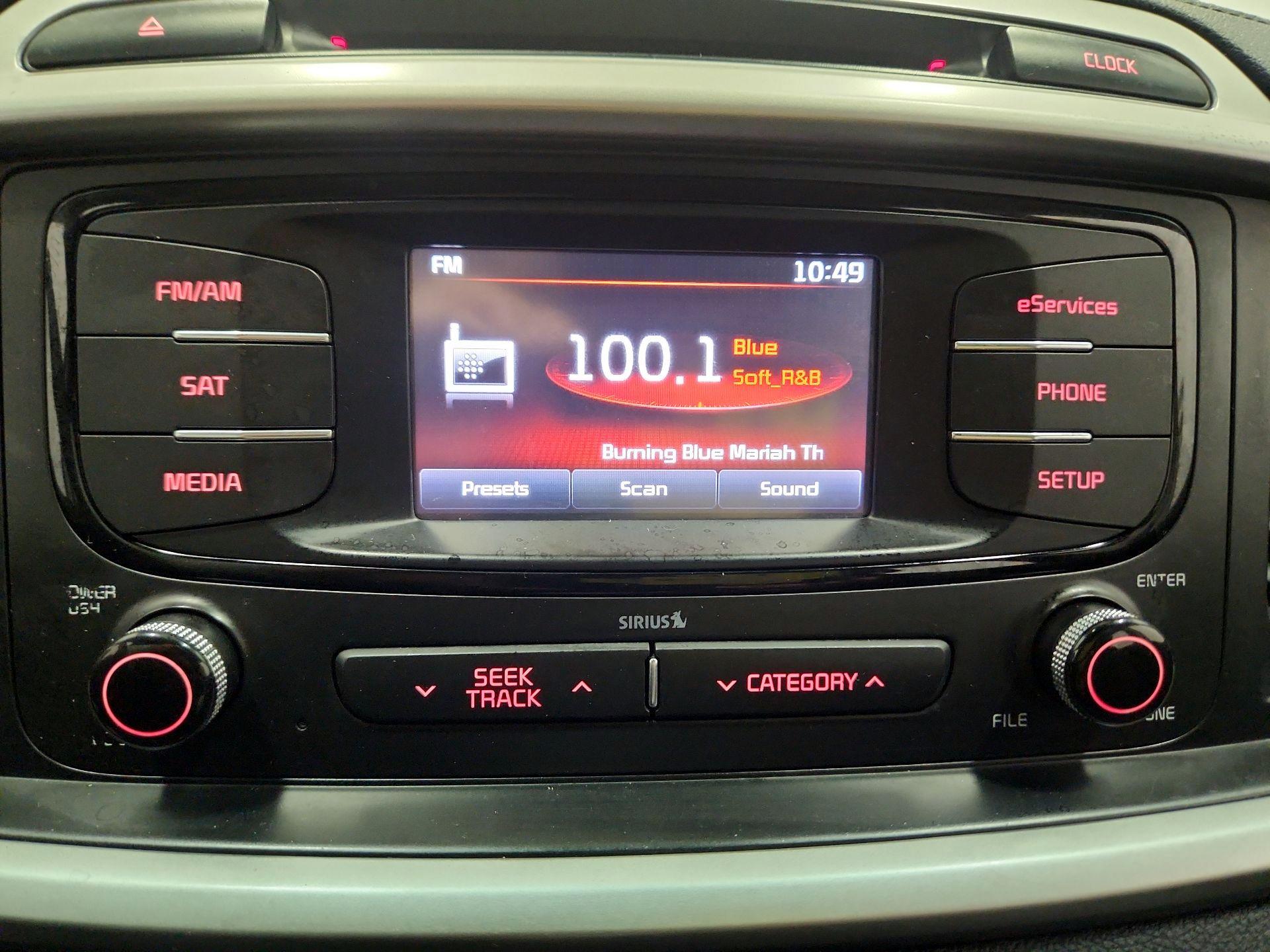 Thumbnail: 2016 Kia Sorento - 15