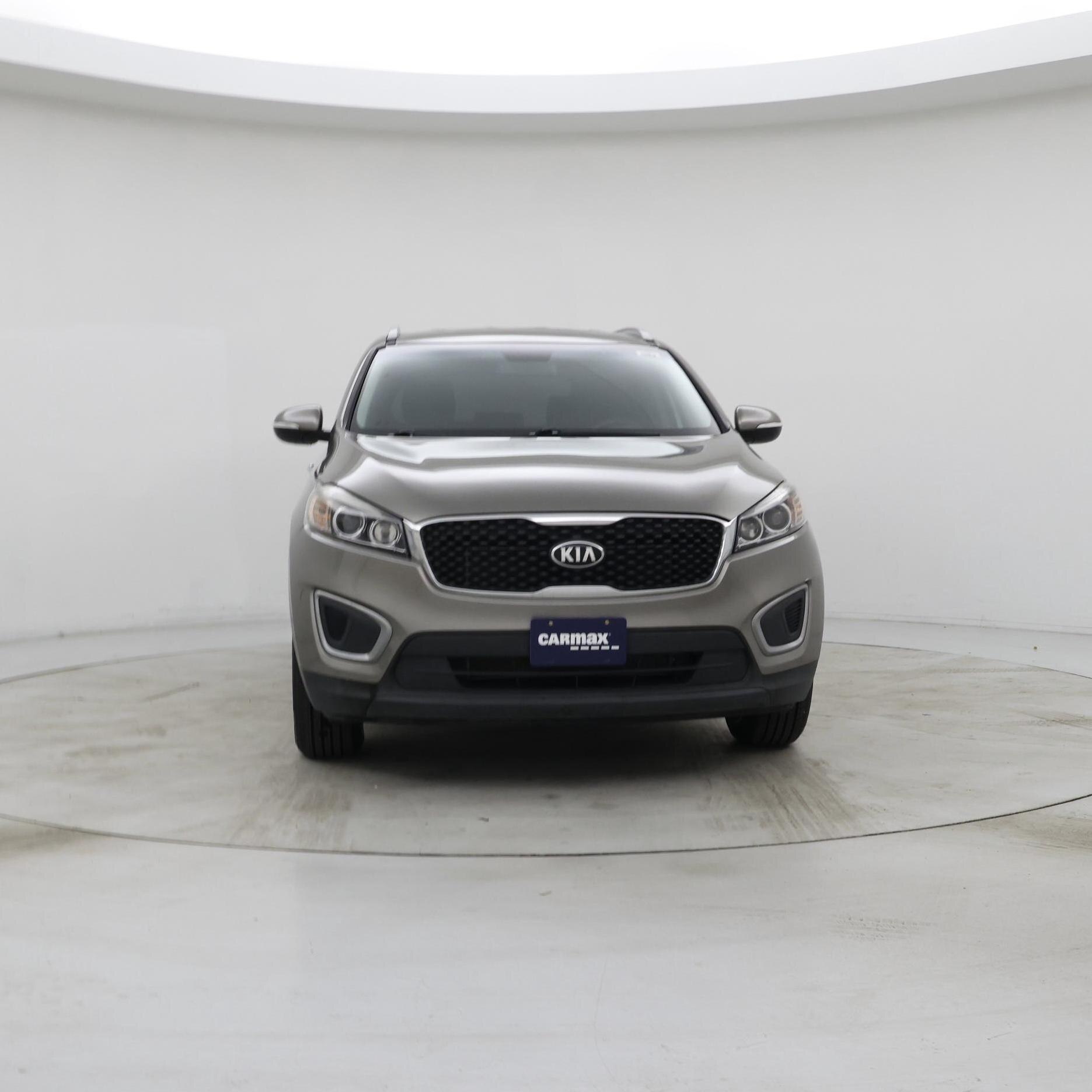 Thumbnail: 2016 Kia Sorento - 5