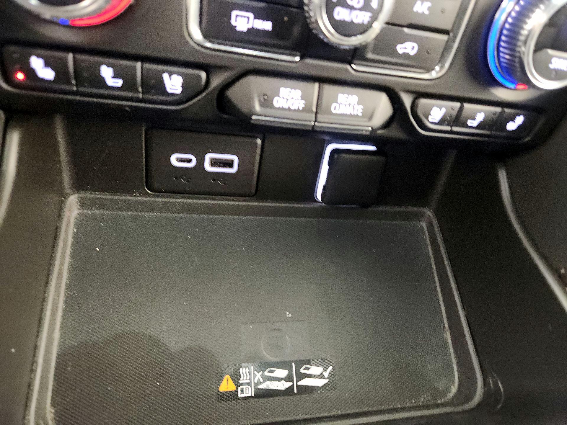 Thumbnail: 2022 GMC Yukon - 16