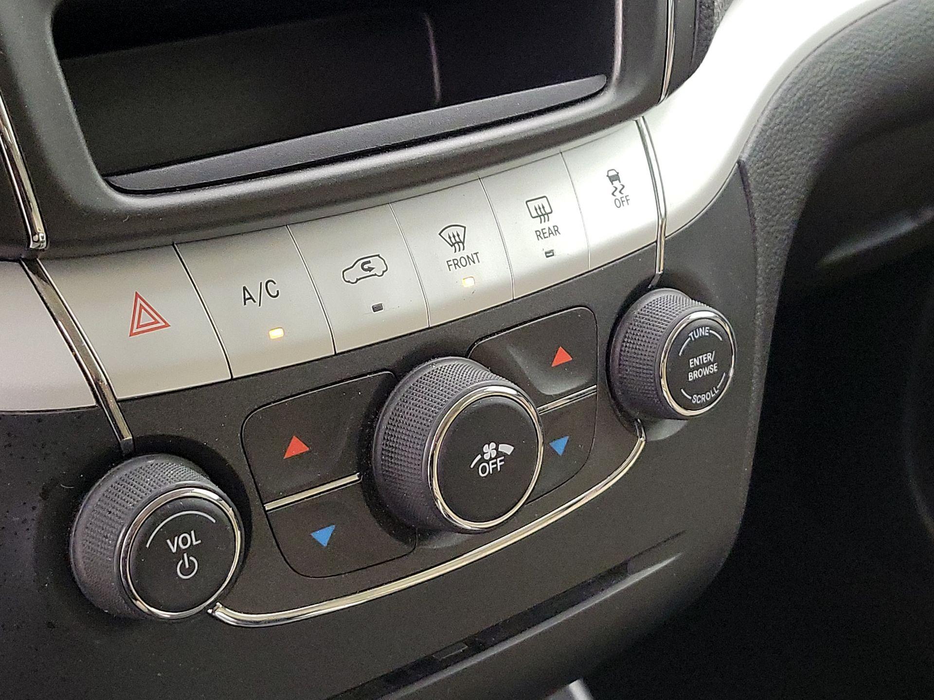 Thumbnail: 2016 Dodge Journey - 15