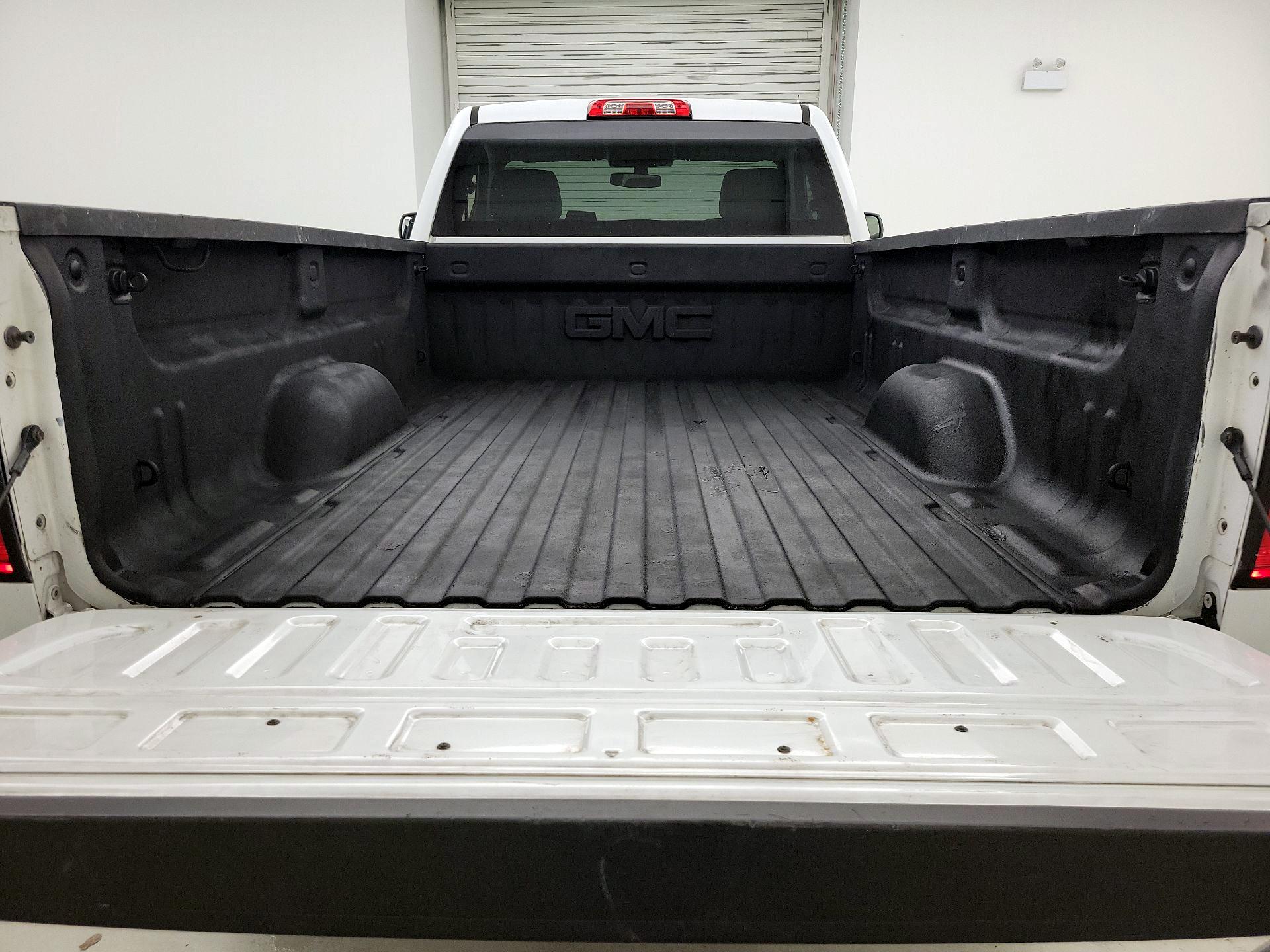 Thumbnail: 2016 GMC Sierra 1500 - 19