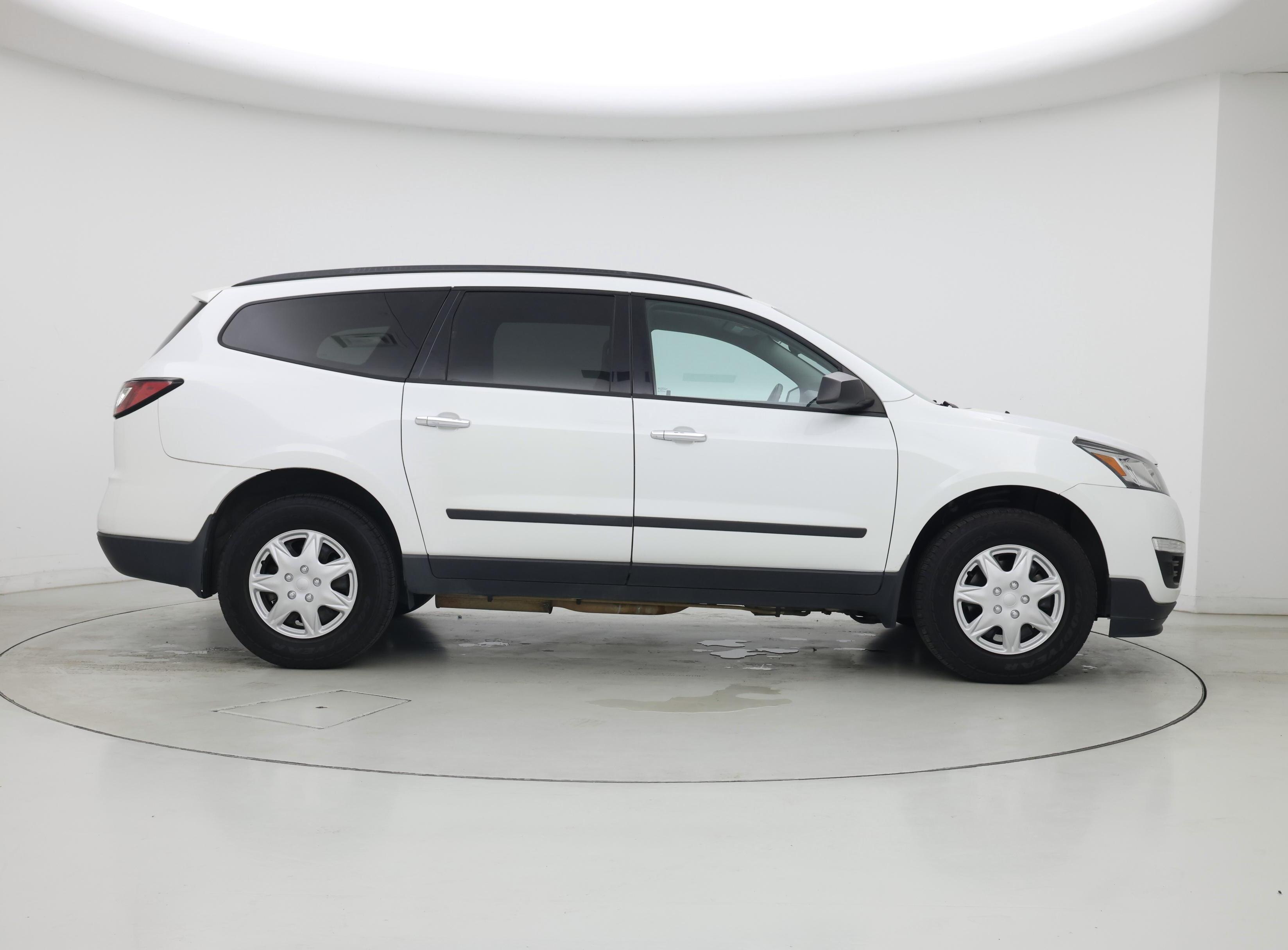 Thumbnail: 2017 Chevrolet Traverse - 7