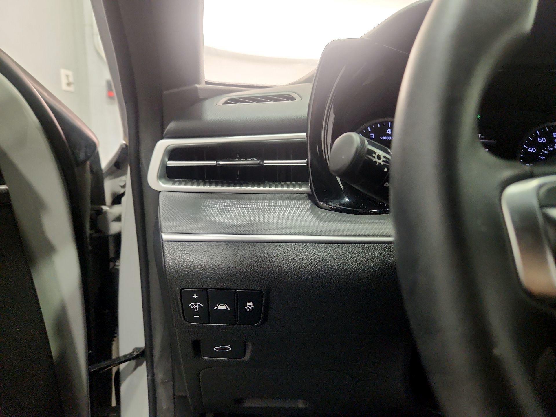 Thumbnail: 2022 Kia K5 - 11