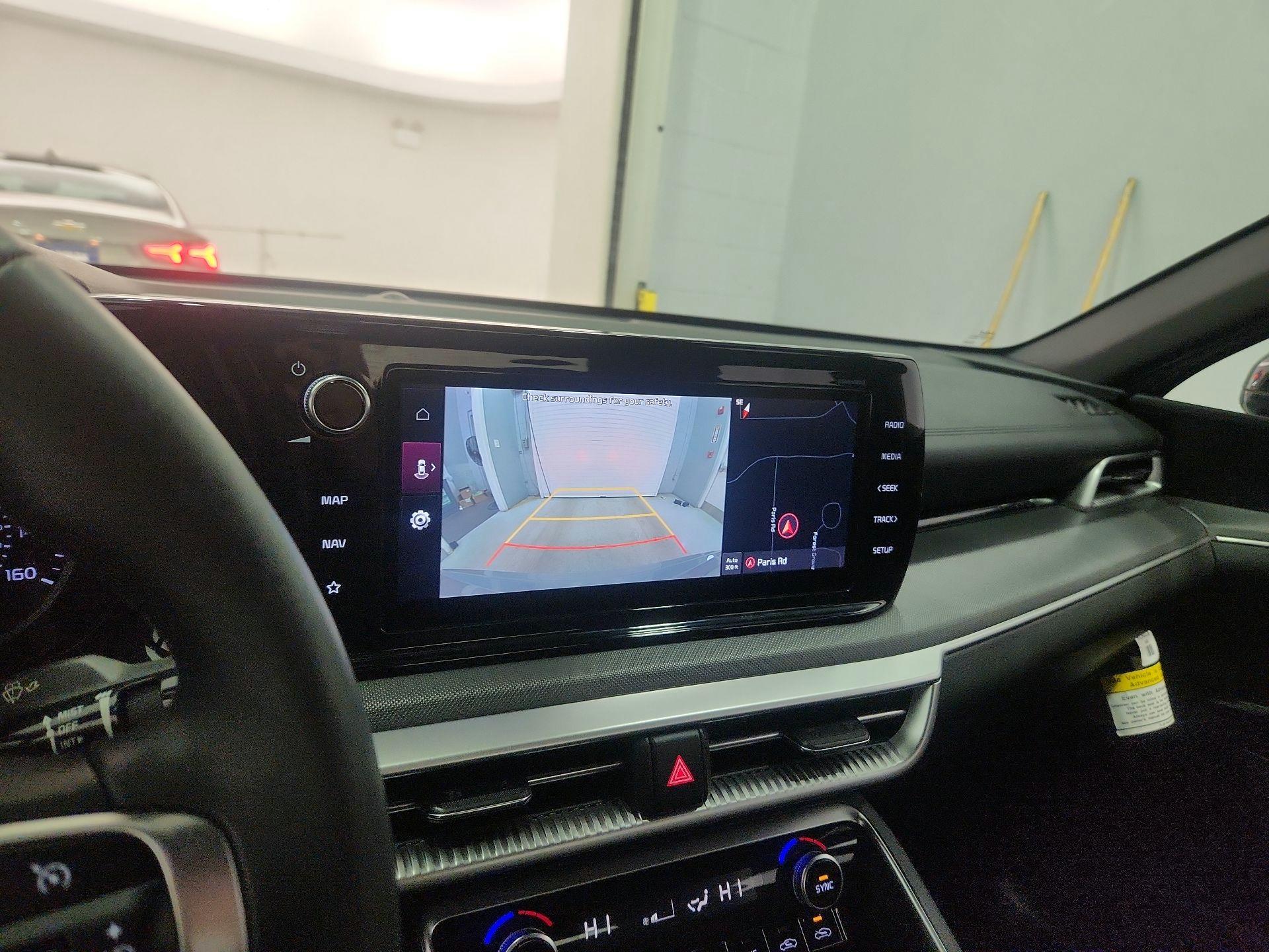 Thumbnail: 2022 Kia K5 - 13