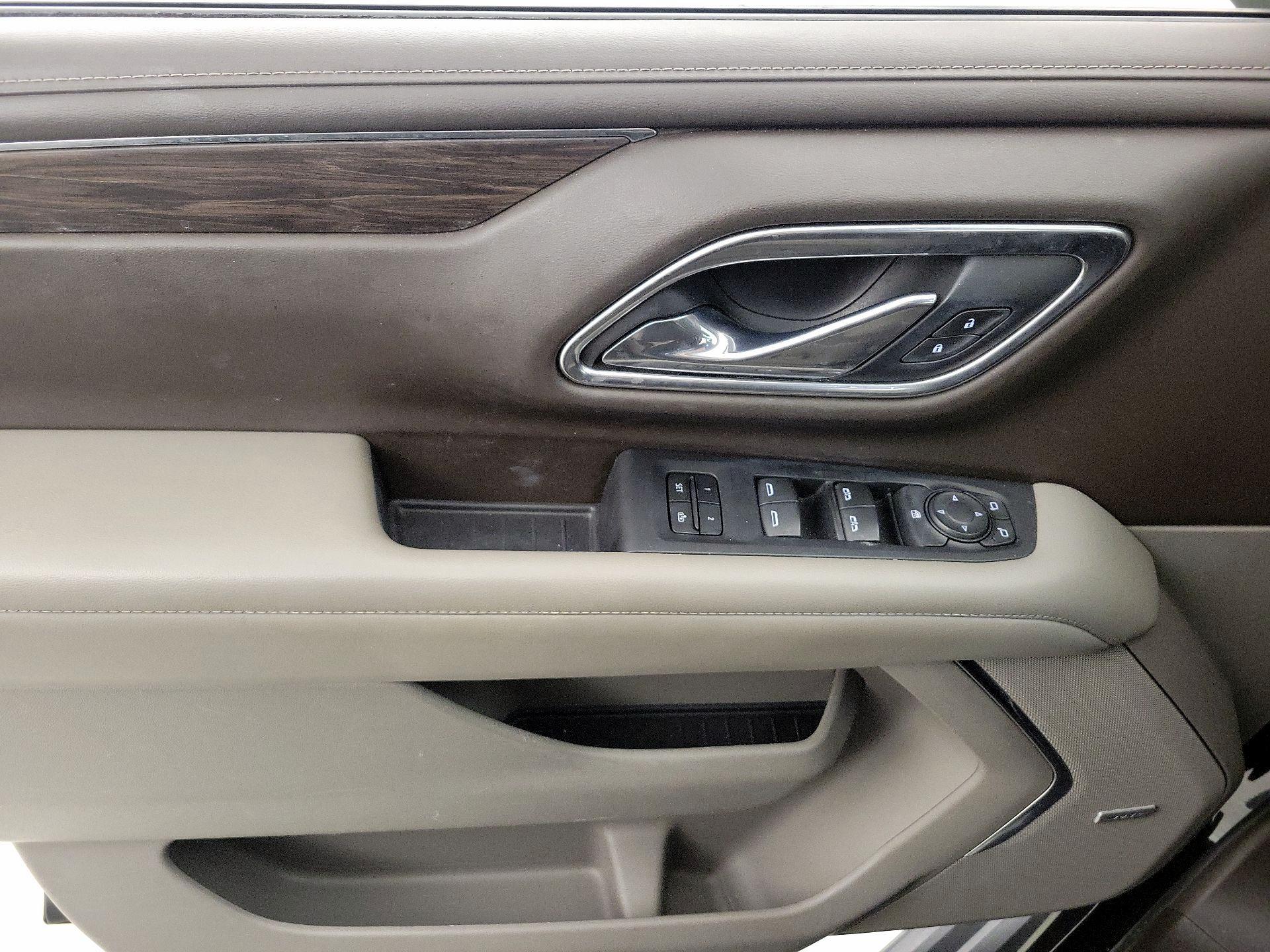 Thumbnail: 2021 Chevrolet Tahoe - 12