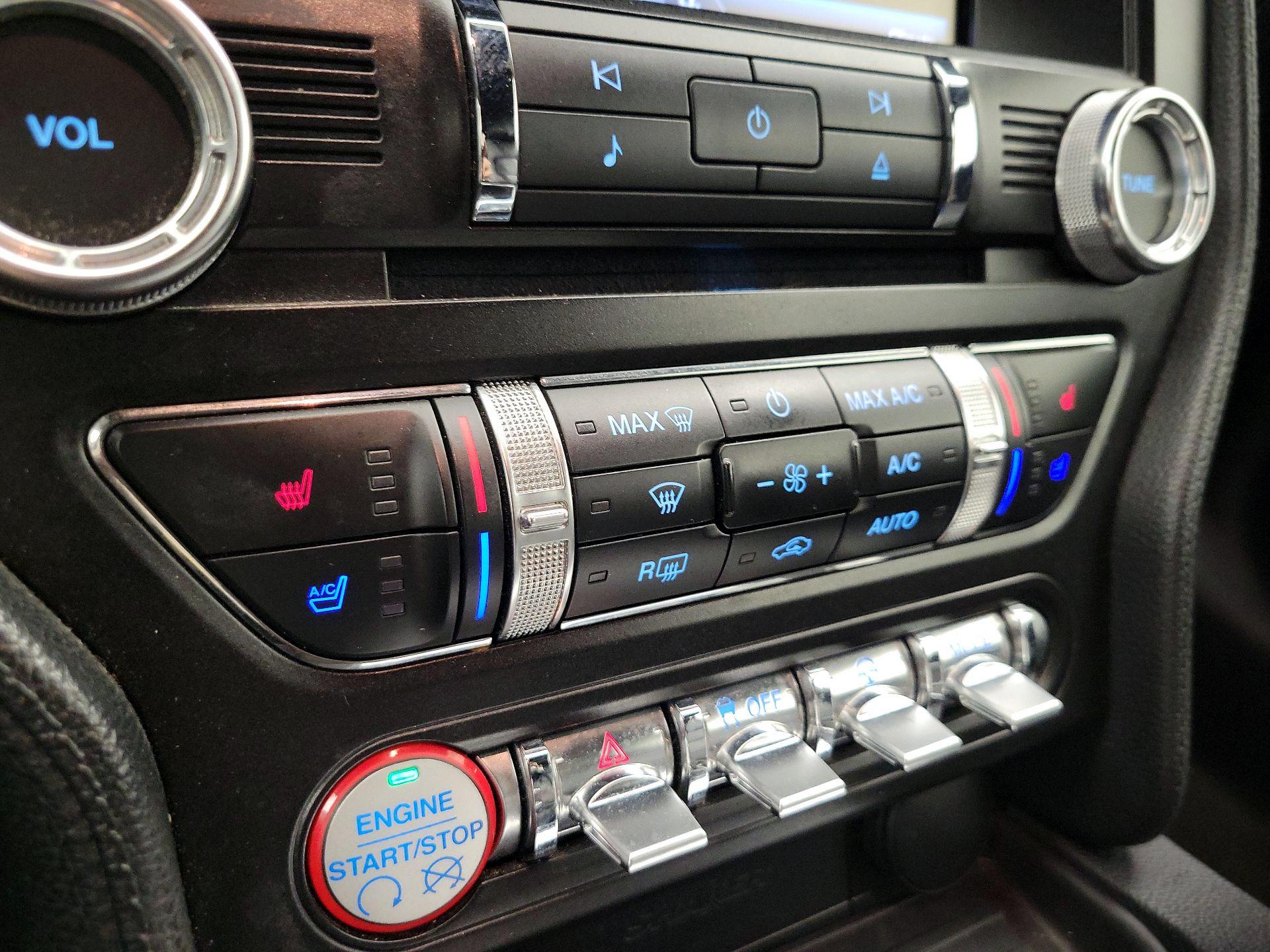 Thumbnail: 2015 Ford Mustang - 17