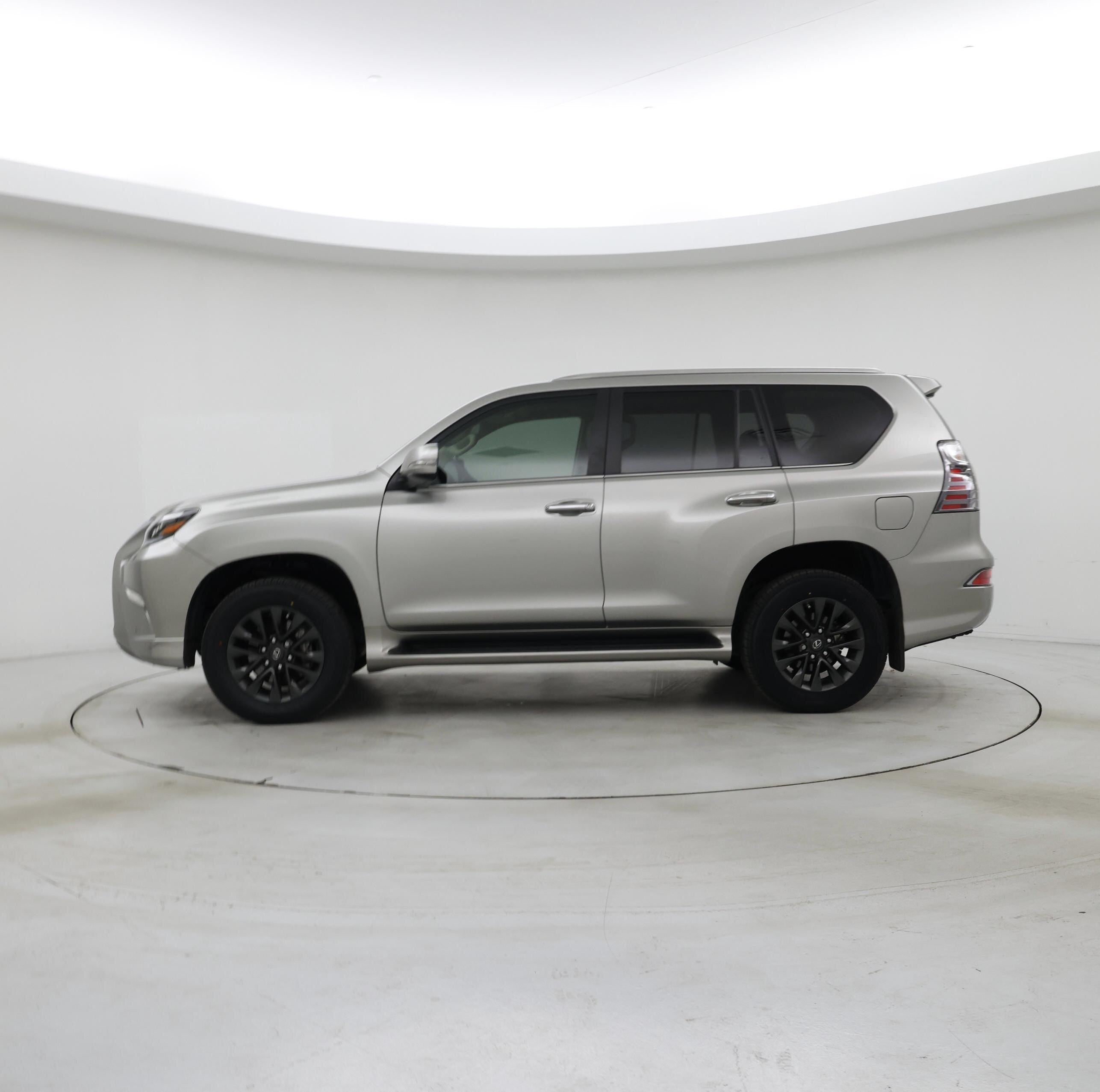 Thumbnail: 2020 Lexus GX - 3