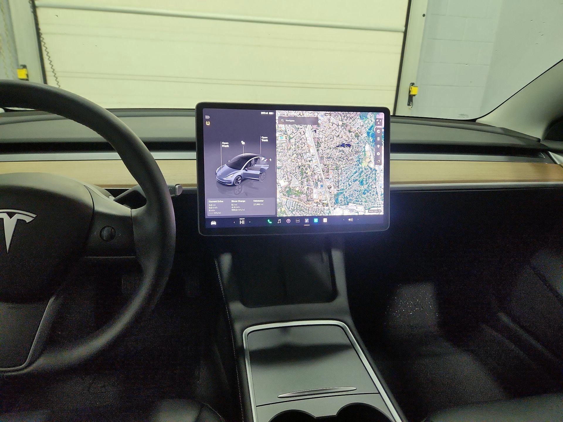 Thumbnail: 2023 Tesla Model 3 - 9