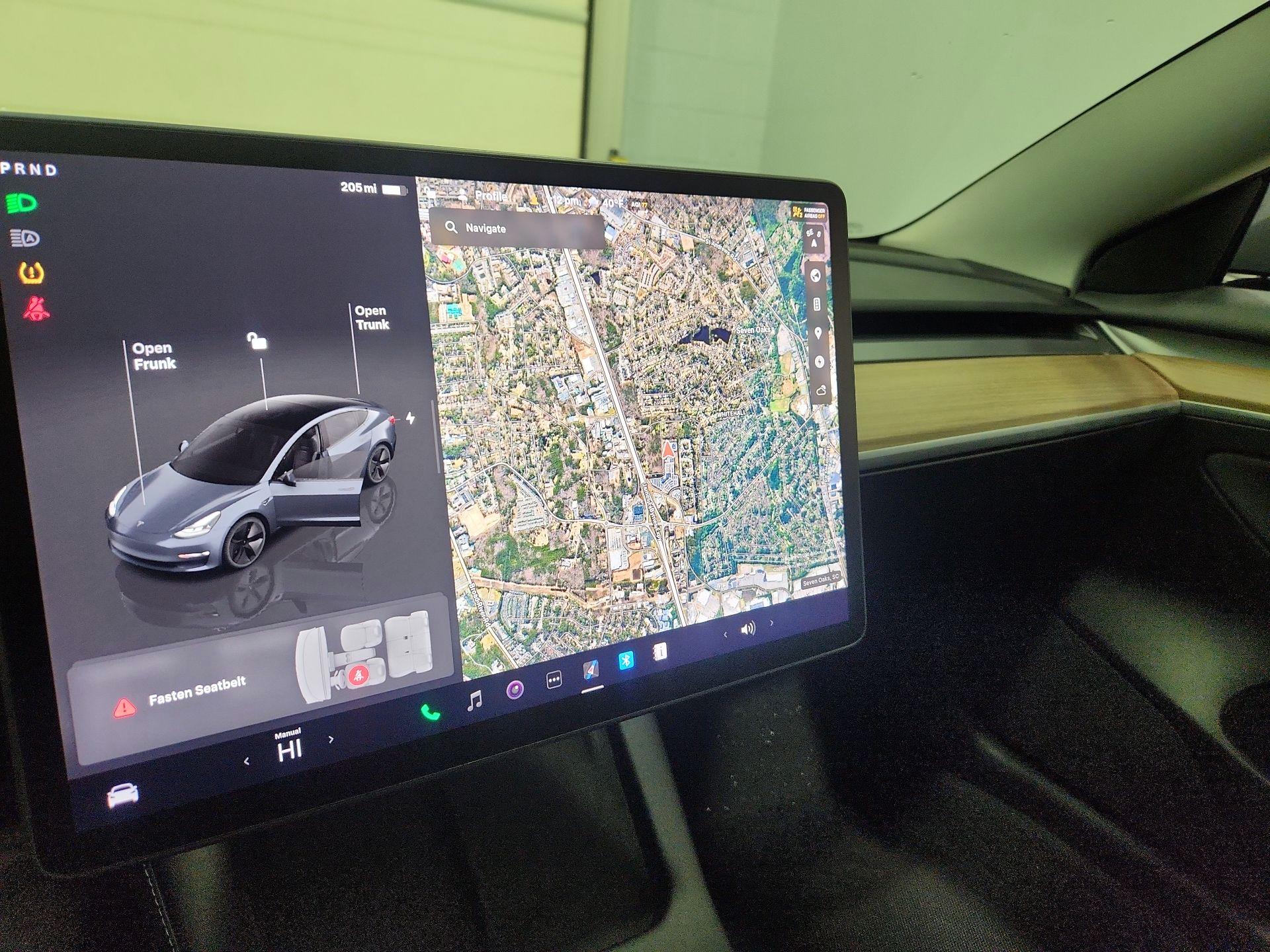 Thumbnail: 2023 Tesla Model 3 - 14