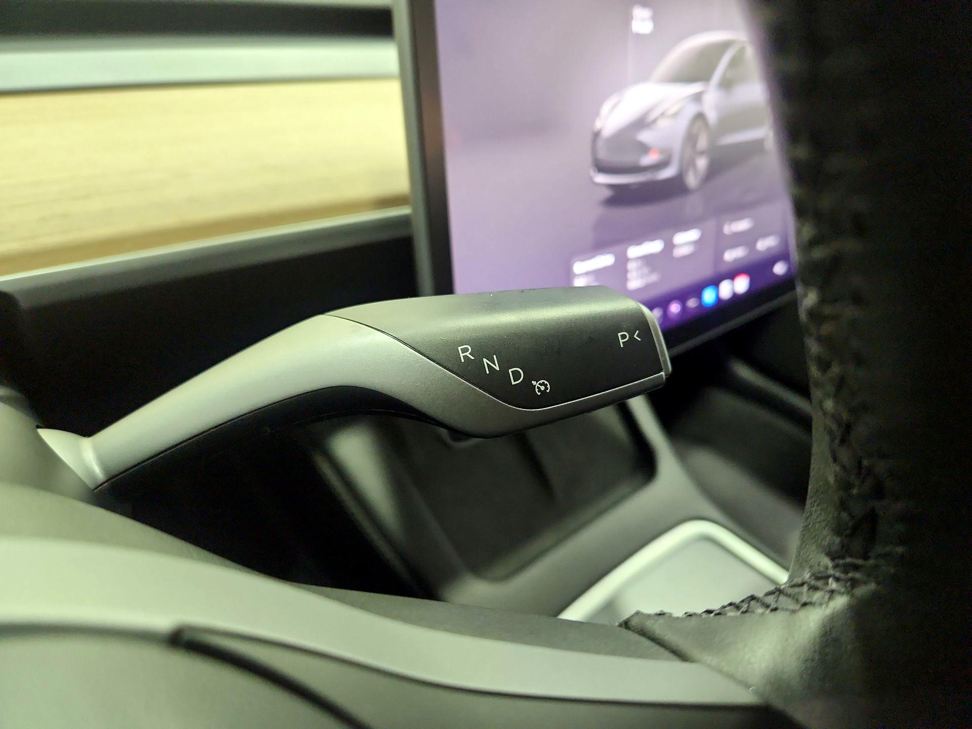 Thumbnail: 2023 Tesla Model 3 - 18