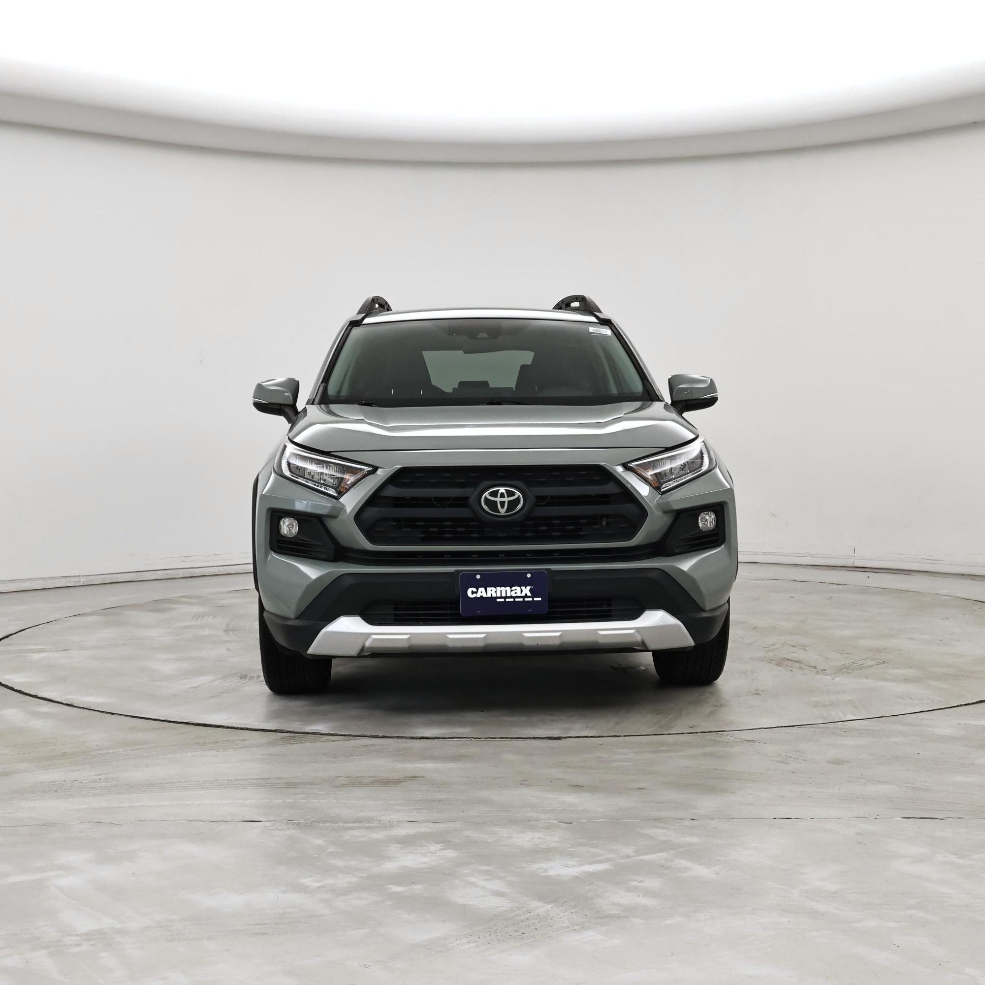 Thumbnail: 2019 Toyota RAV4 - 5