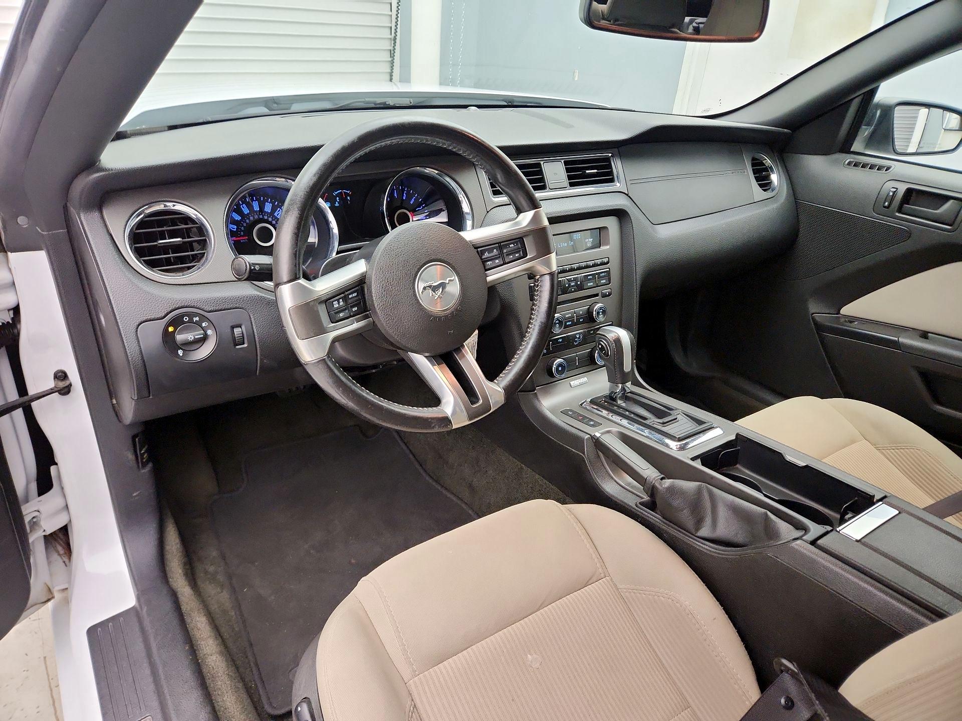 Thumbnail: 2014 Ford Mustang - 9