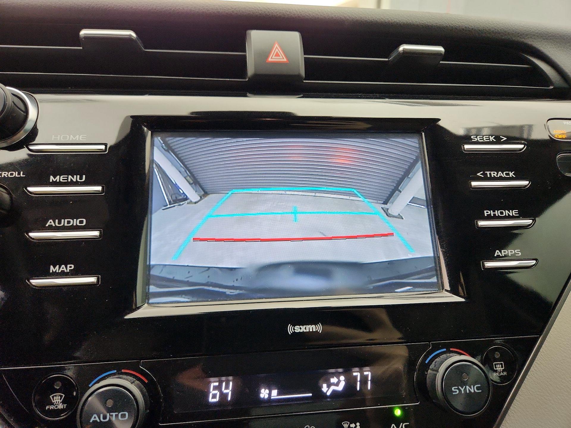 Thumbnail: 2020 Toyota Camry - 14