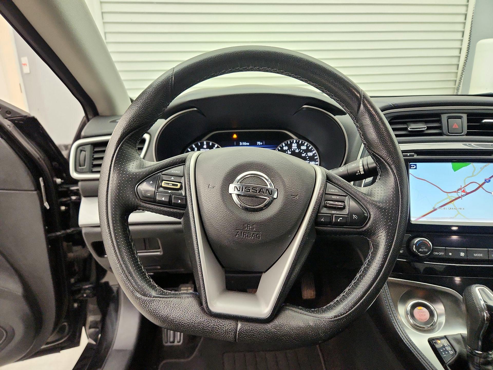 Thumbnail: 2016 Nissan Maxima - 10