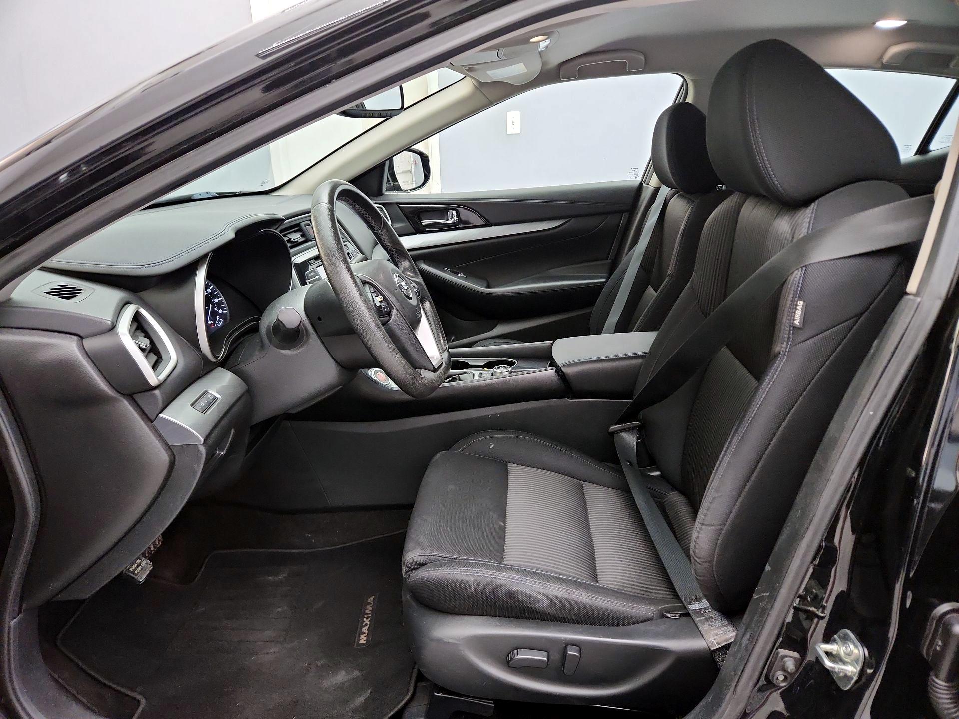 Thumbnail: 2016 Nissan Maxima - 11