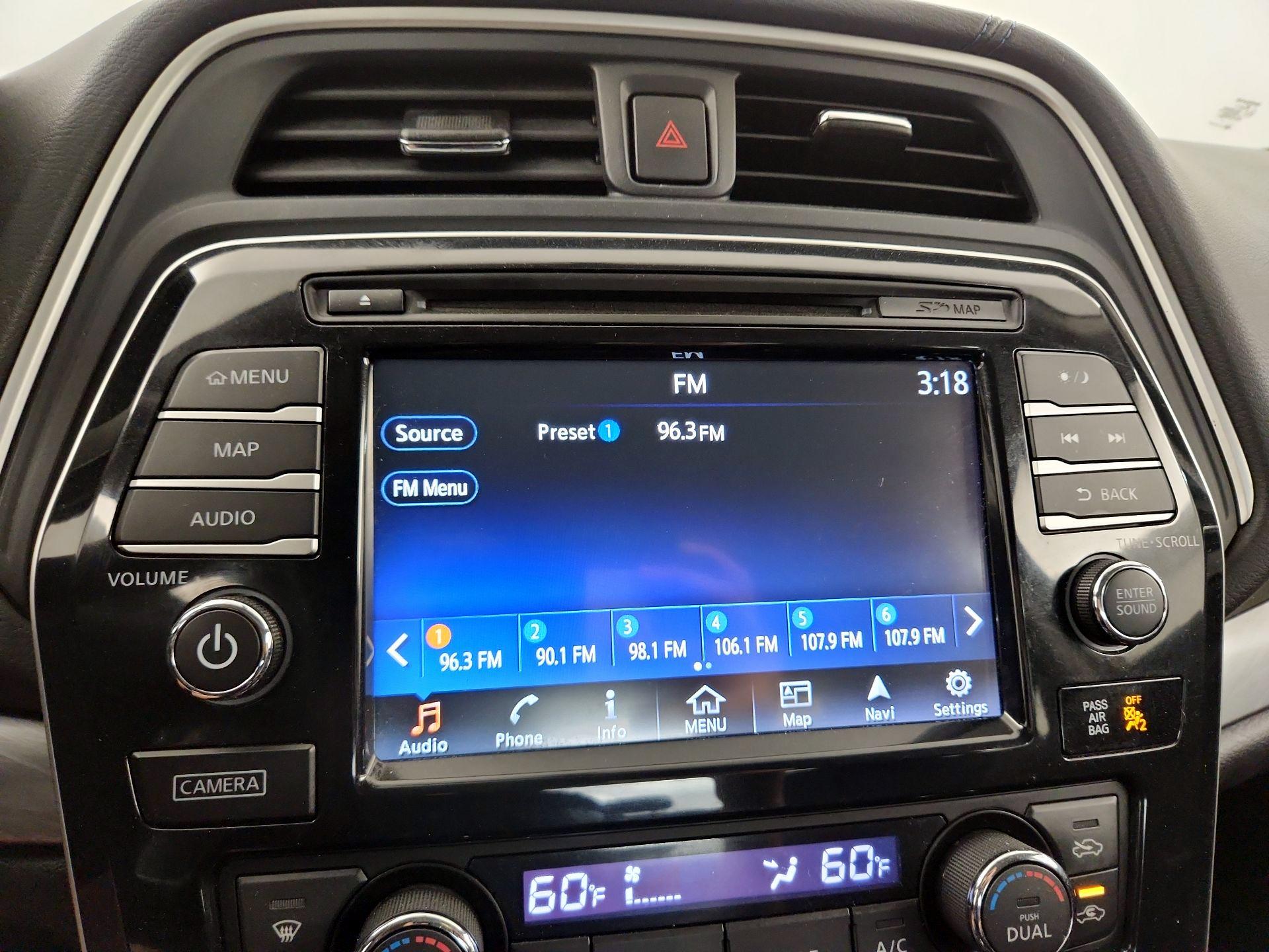 Thumbnail: 2016 Nissan Maxima - 16