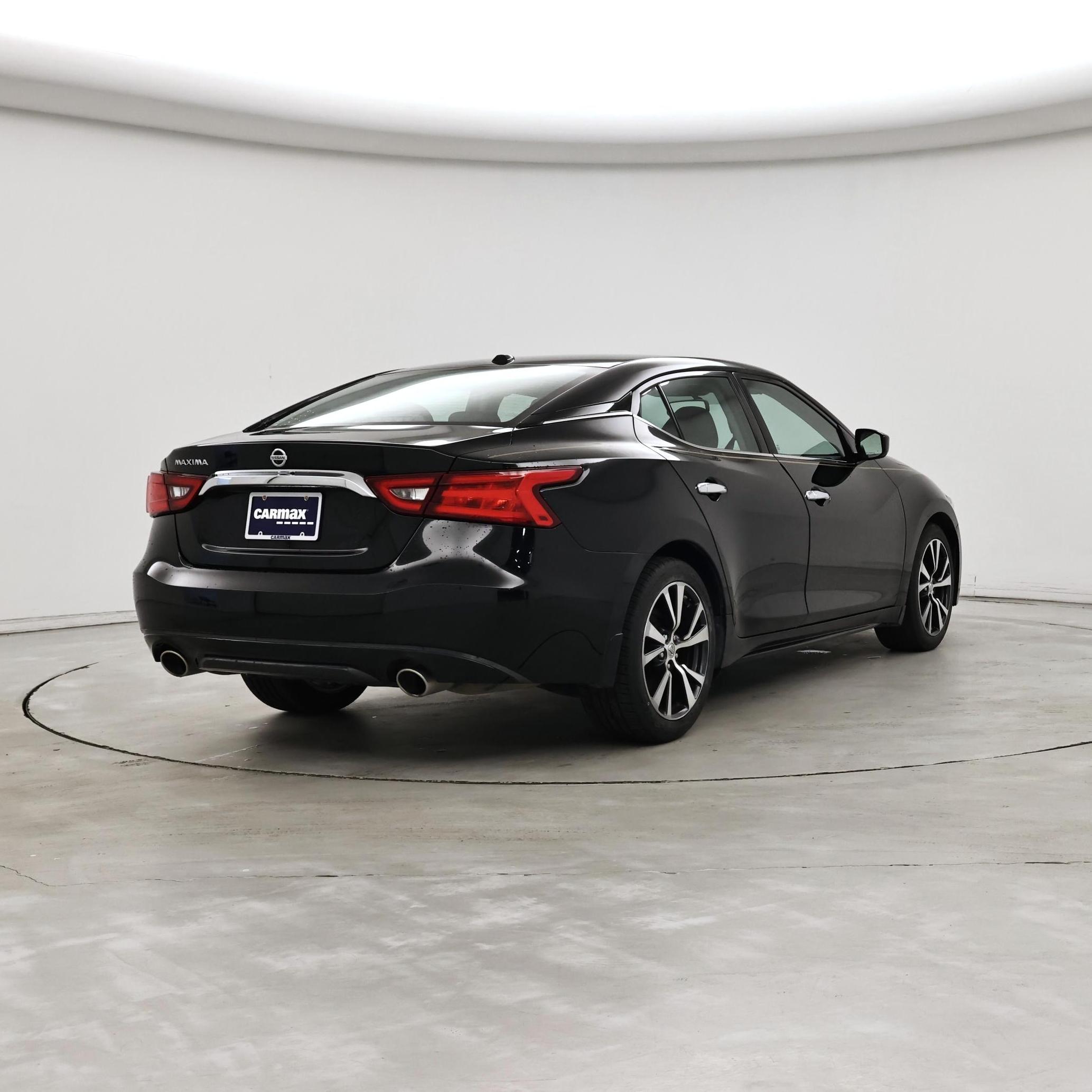 Thumbnail: 2016 Nissan Maxima - 8