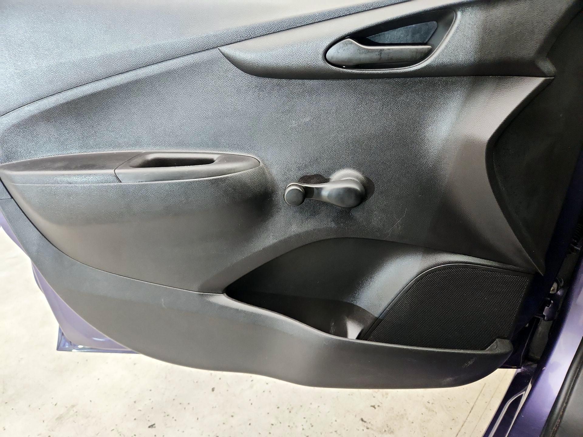 Thumbnail: 2017 Chevrolet Spark - 12