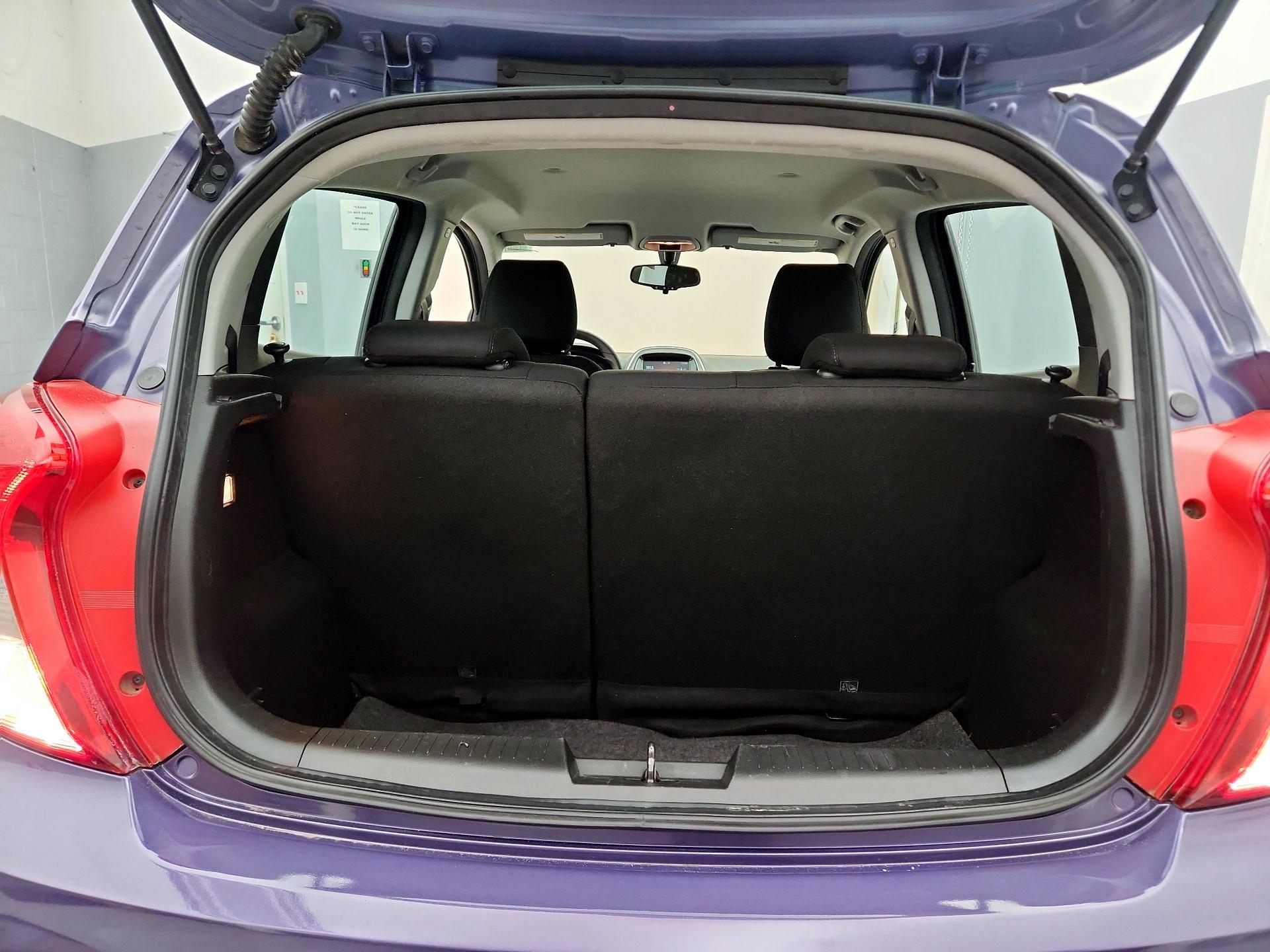 Thumbnail: 2017 Chevrolet Spark - 20