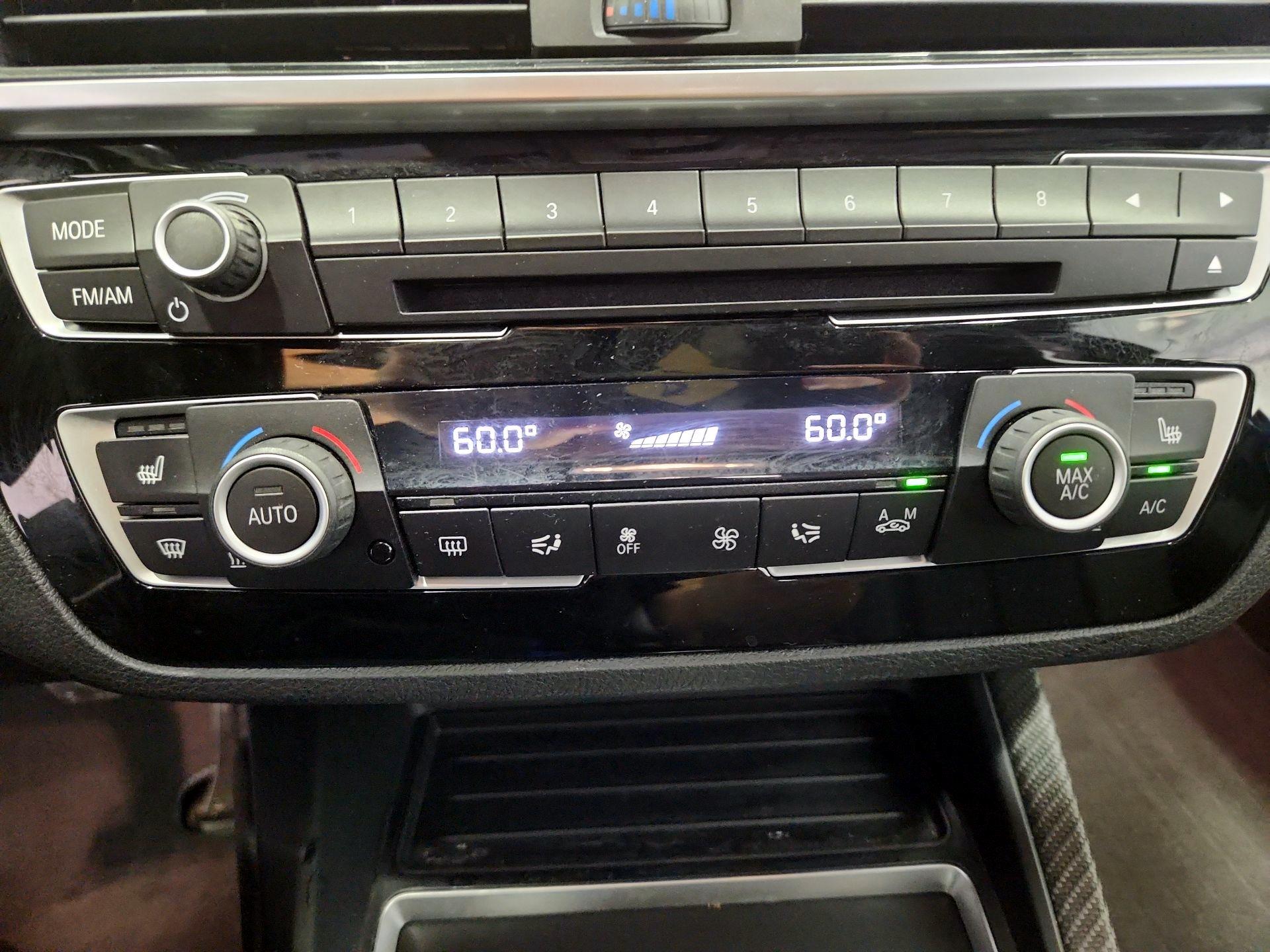 Thumbnail: 2021 BMW M2 - 17