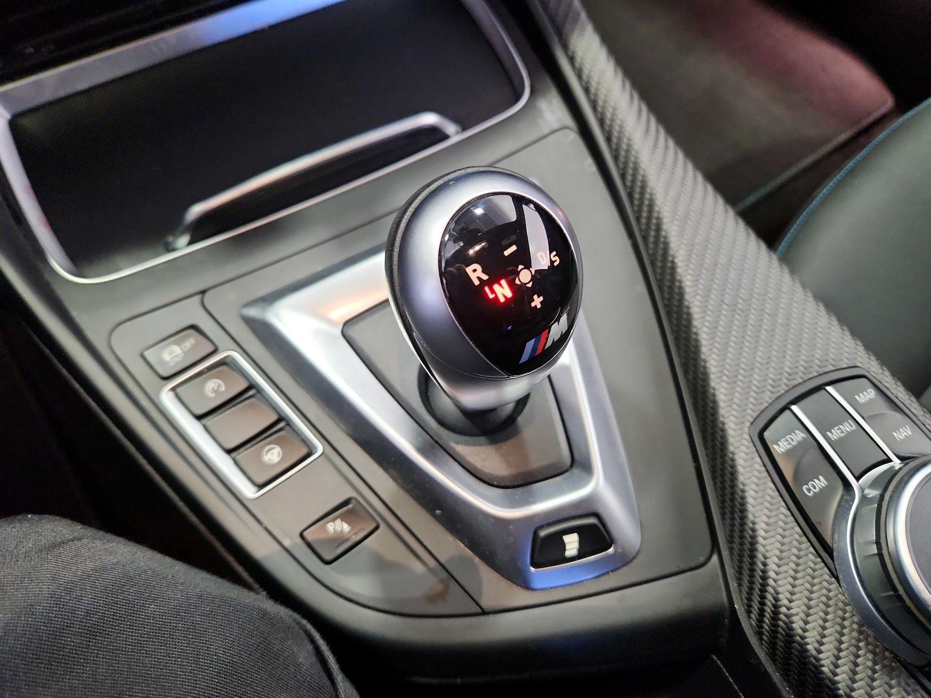 Thumbnail: 2021 BMW M2 - 18