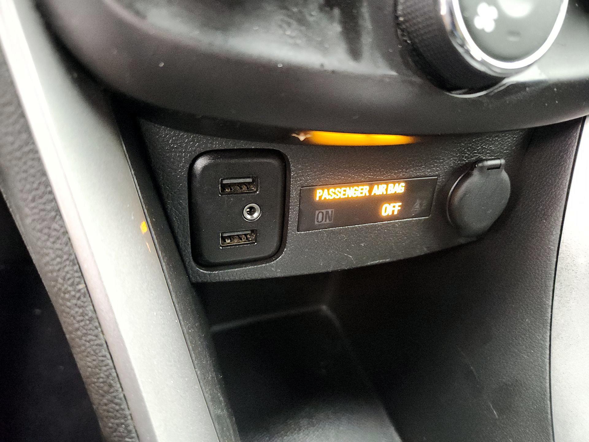 Thumbnail: 2019 Chevrolet Trax - 18