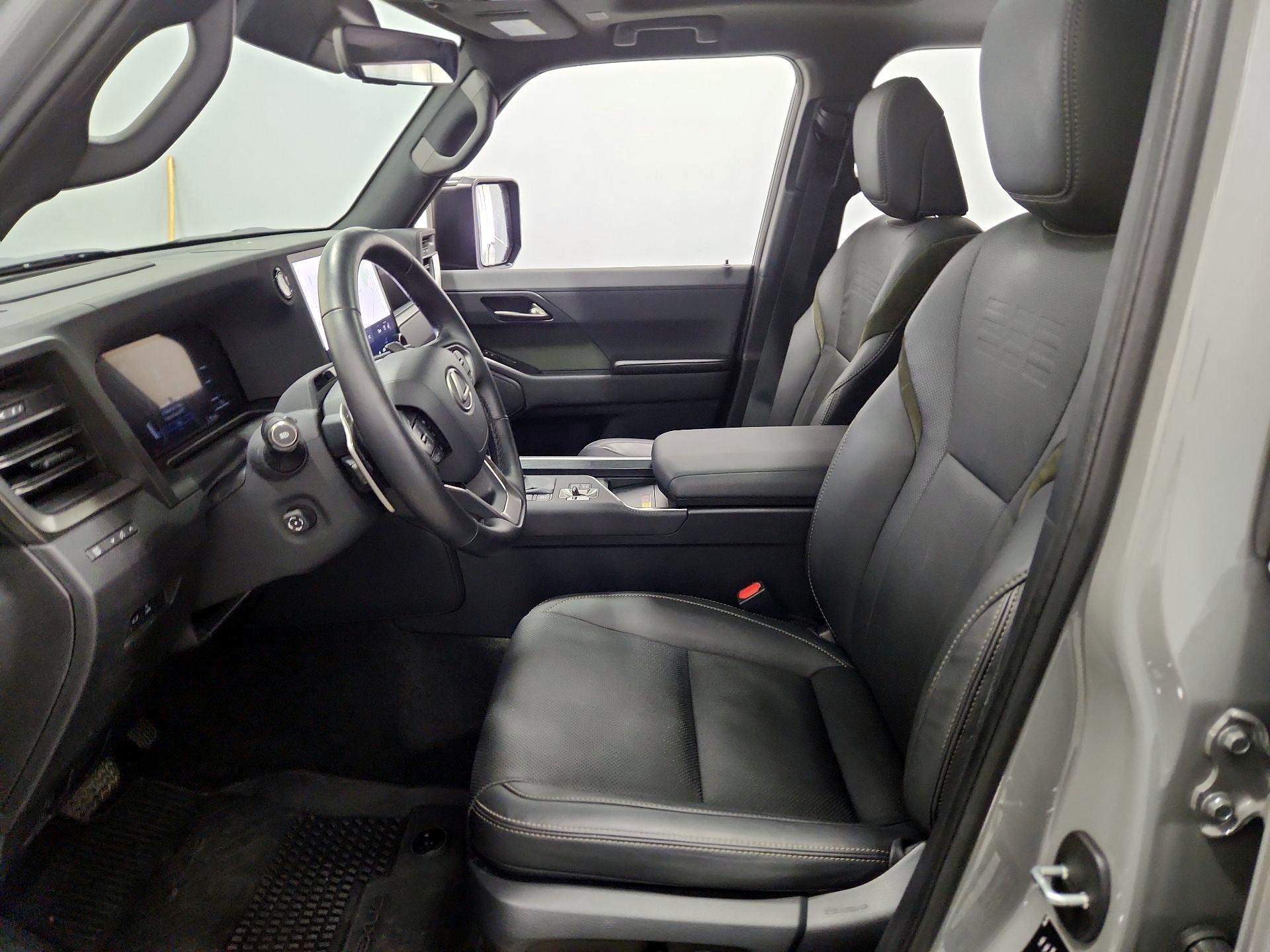 Thumbnail: 2024 Lexus GX - 11