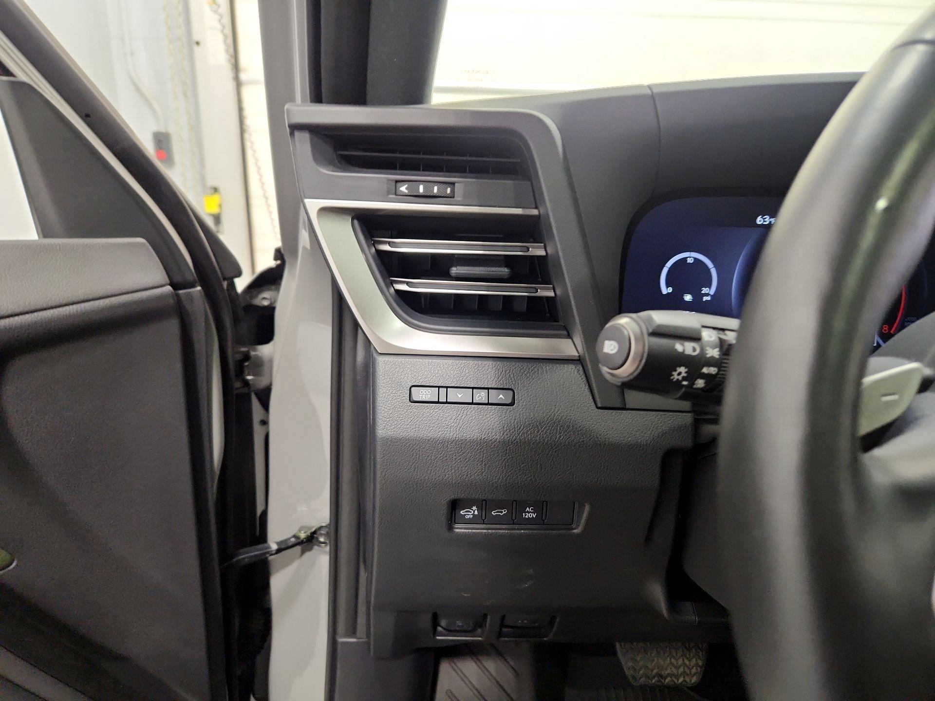 Thumbnail: 2024 Lexus GX - 13