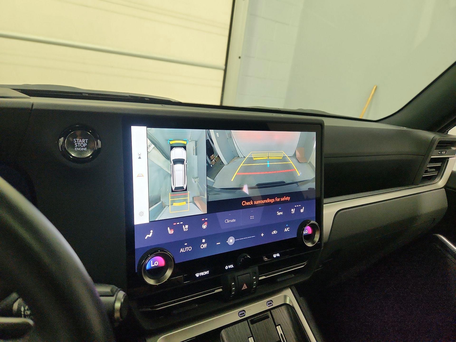 Thumbnail: 2024 Lexus GX - 15