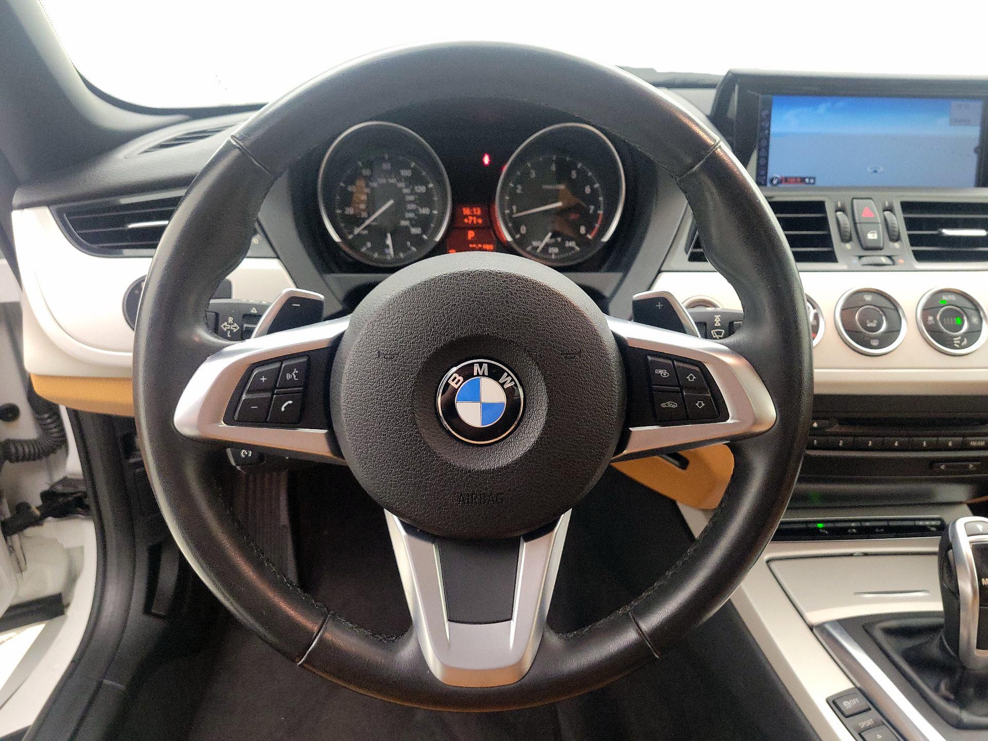 Thumbnail: 2015 BMW Z4 - 10