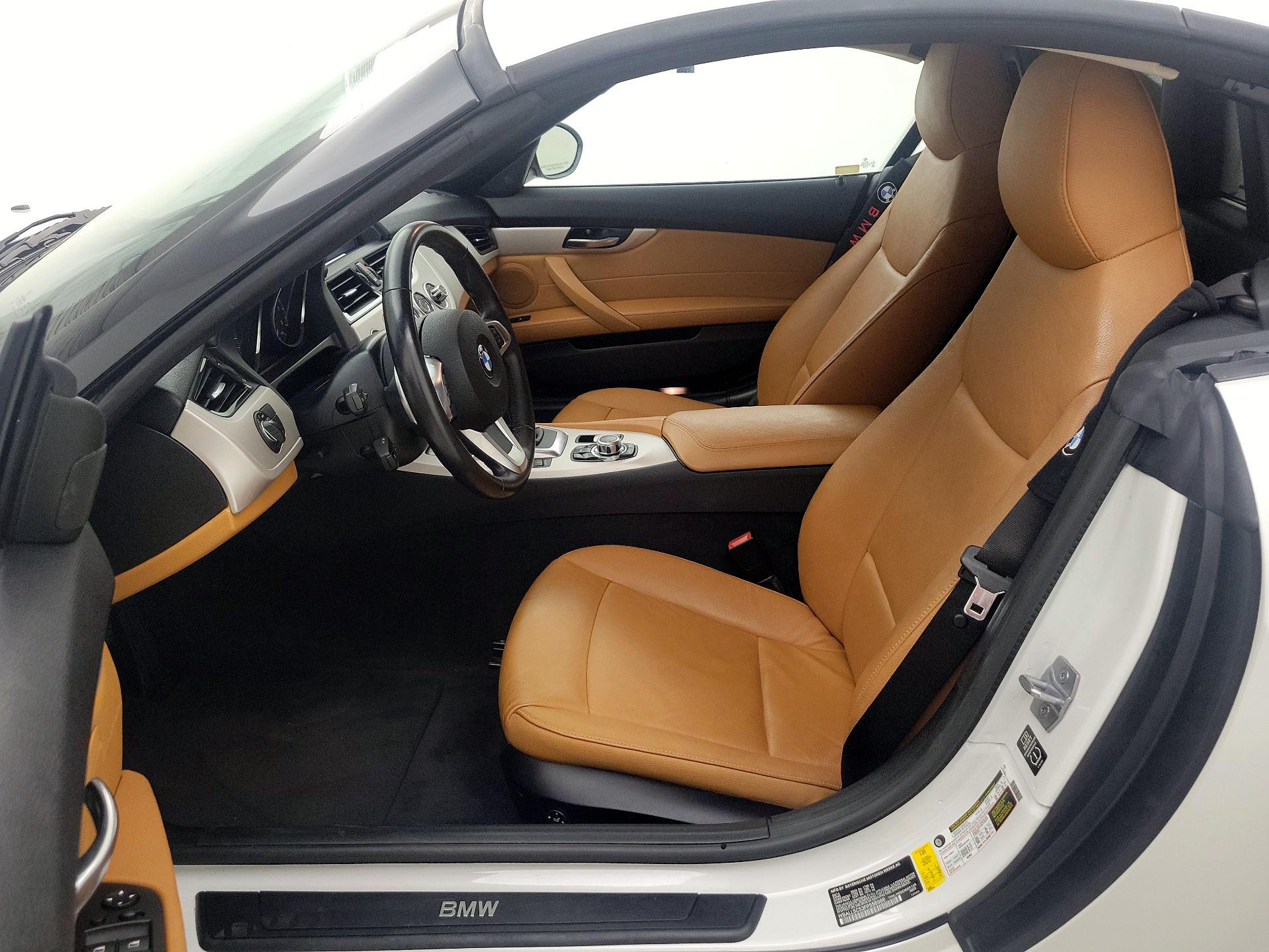 Thumbnail: 2015 BMW Z4 - 11