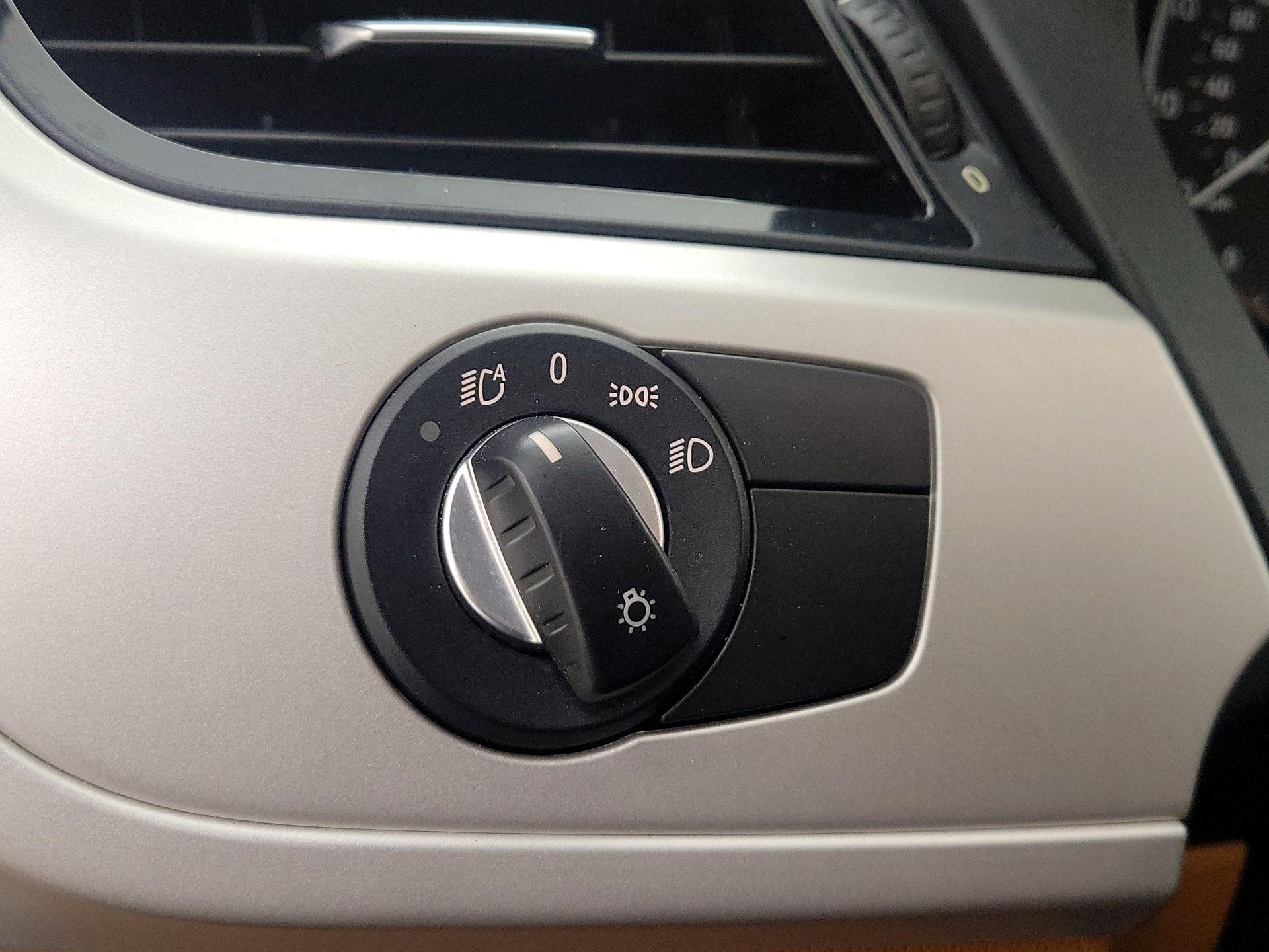 Thumbnail: 2015 BMW Z4 - 13