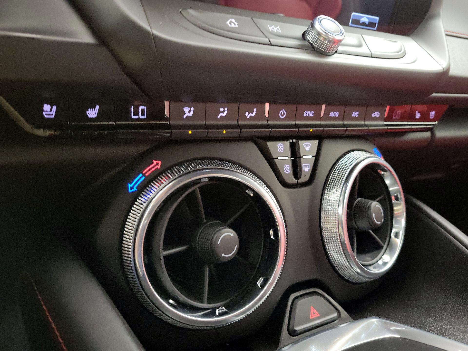 Thumbnail: 2016 Chevrolet Camaro - 16