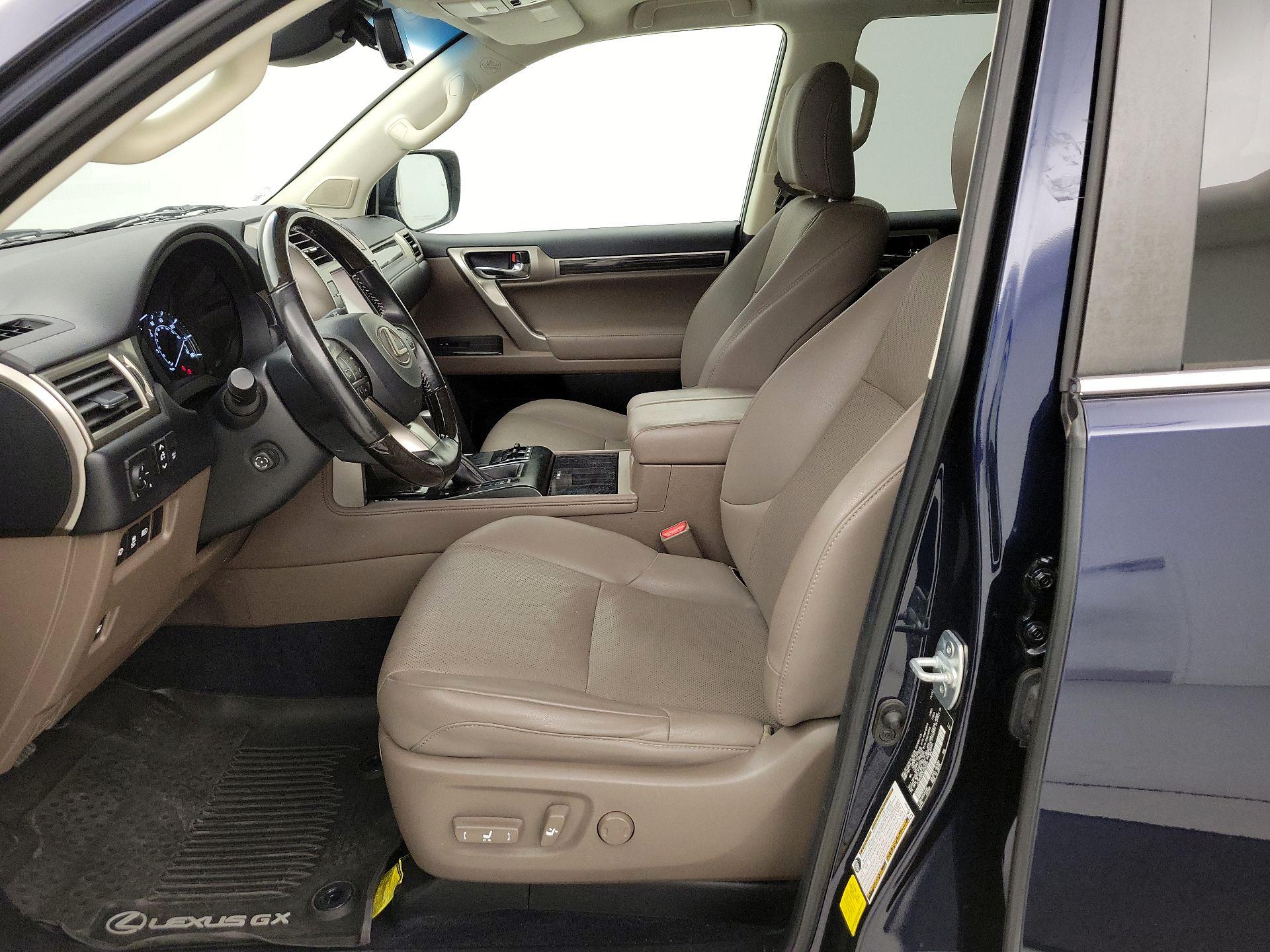 Thumbnail: 2020 Lexus GX - 11