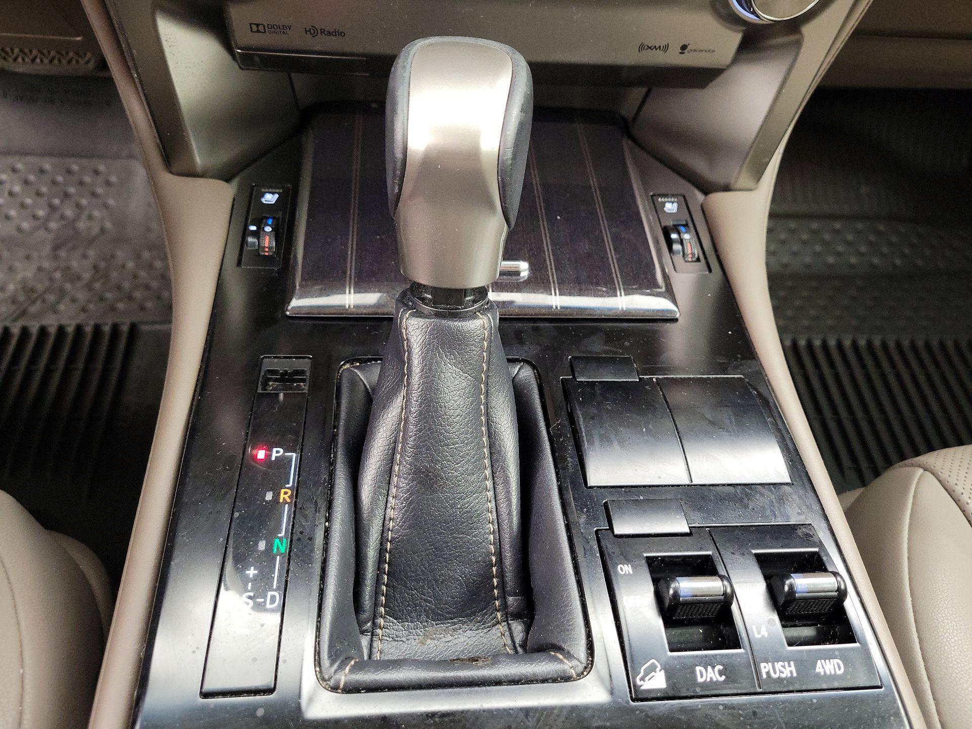 Thumbnail: 2020 Lexus GX - 18