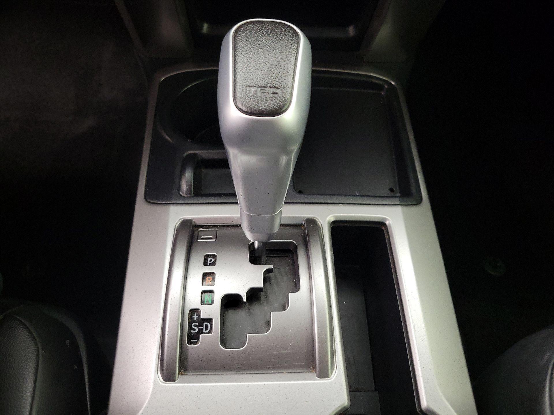 Thumbnail: 2022 Toyota 4Runner - 17