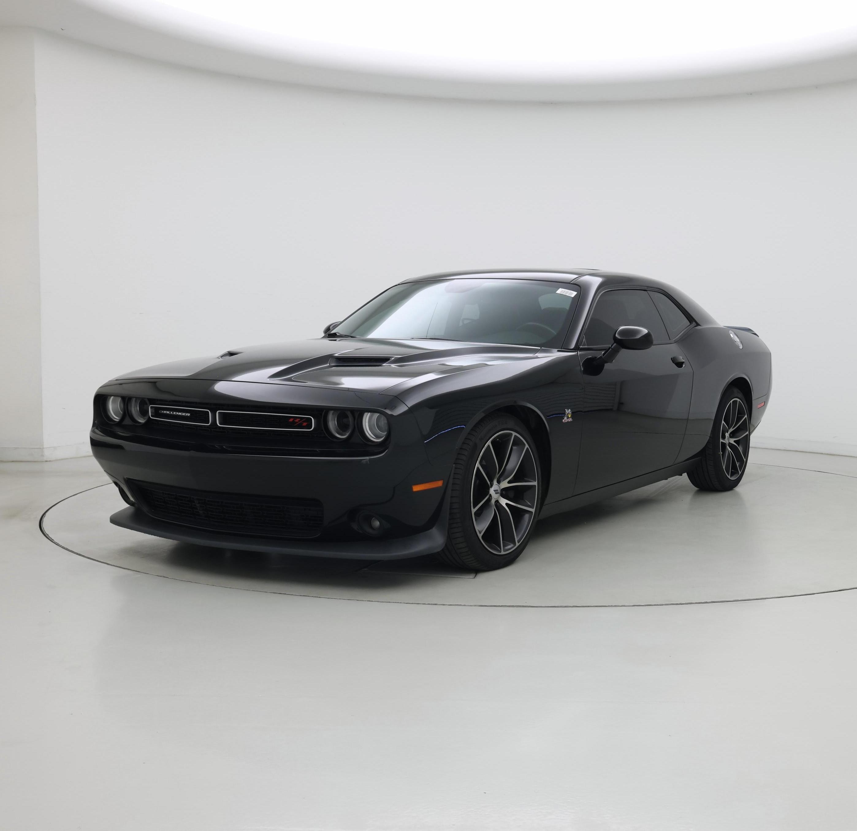 Thumbnail: 2018 Dodge Challenger - 4