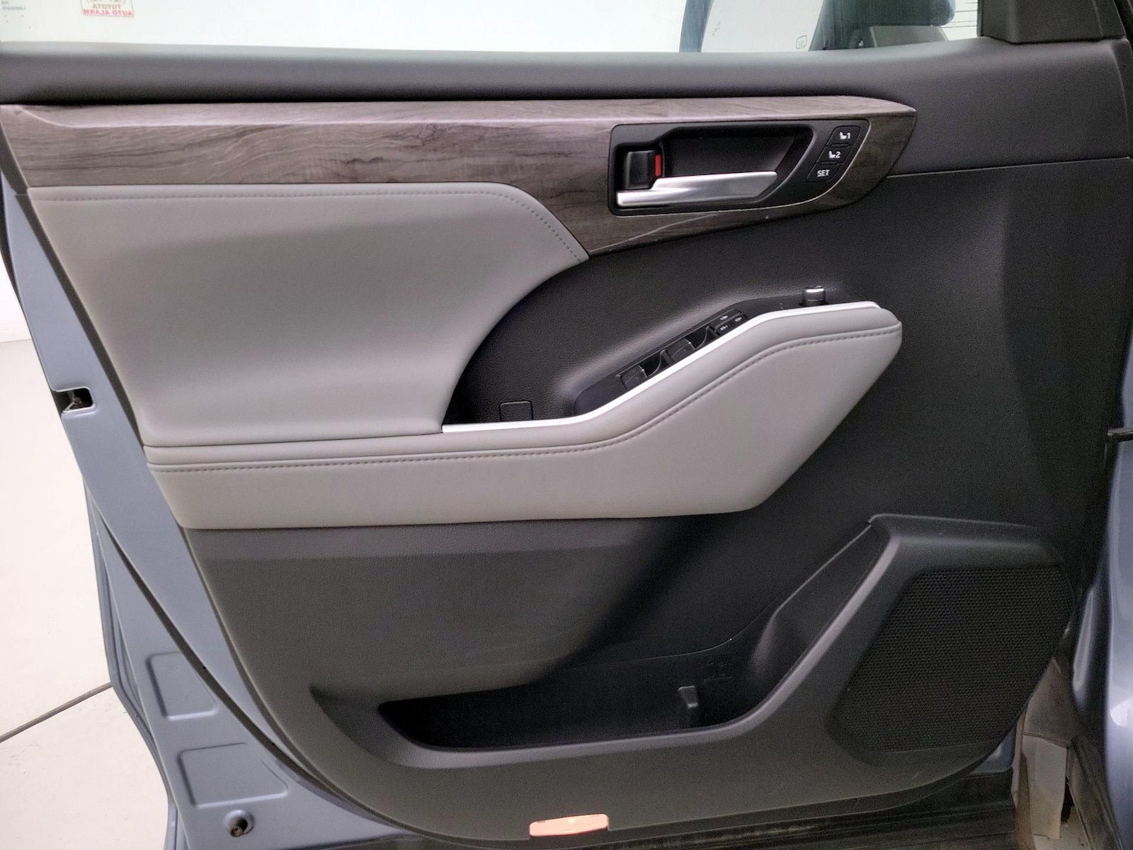 2020 Toyota Highlander Platinum - Photo 13