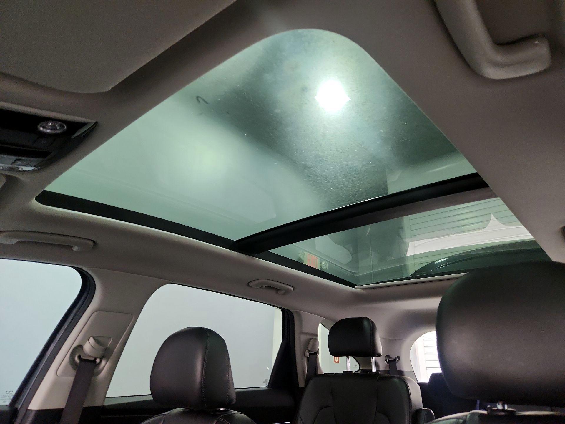 Thumbnail: 2022 Kia Sorento - 19