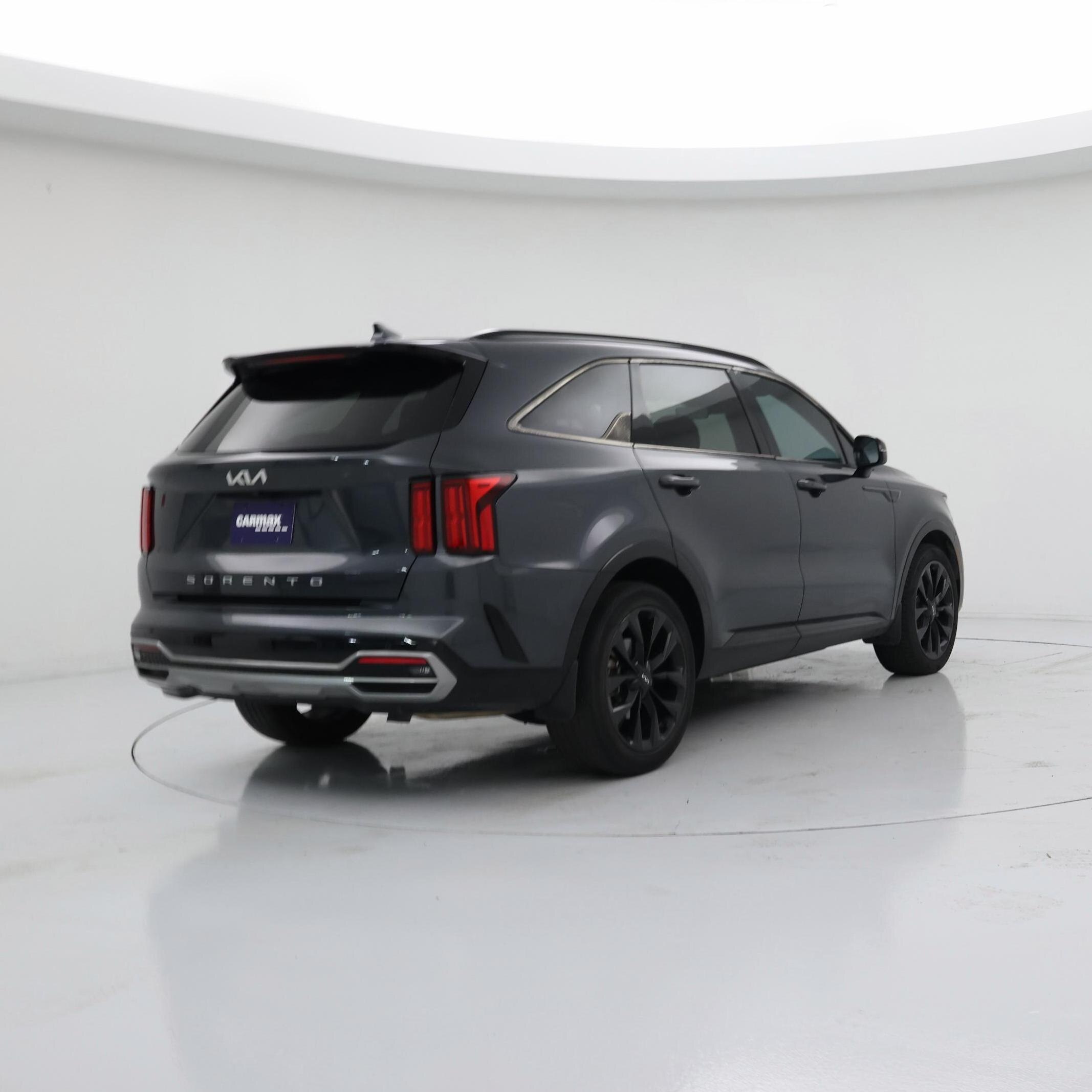 Thumbnail: 2022 Kia Sorento - 8