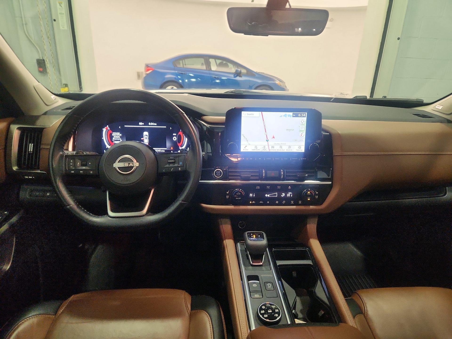 Thumbnail: 2023 Nissan Pathfinder - 9