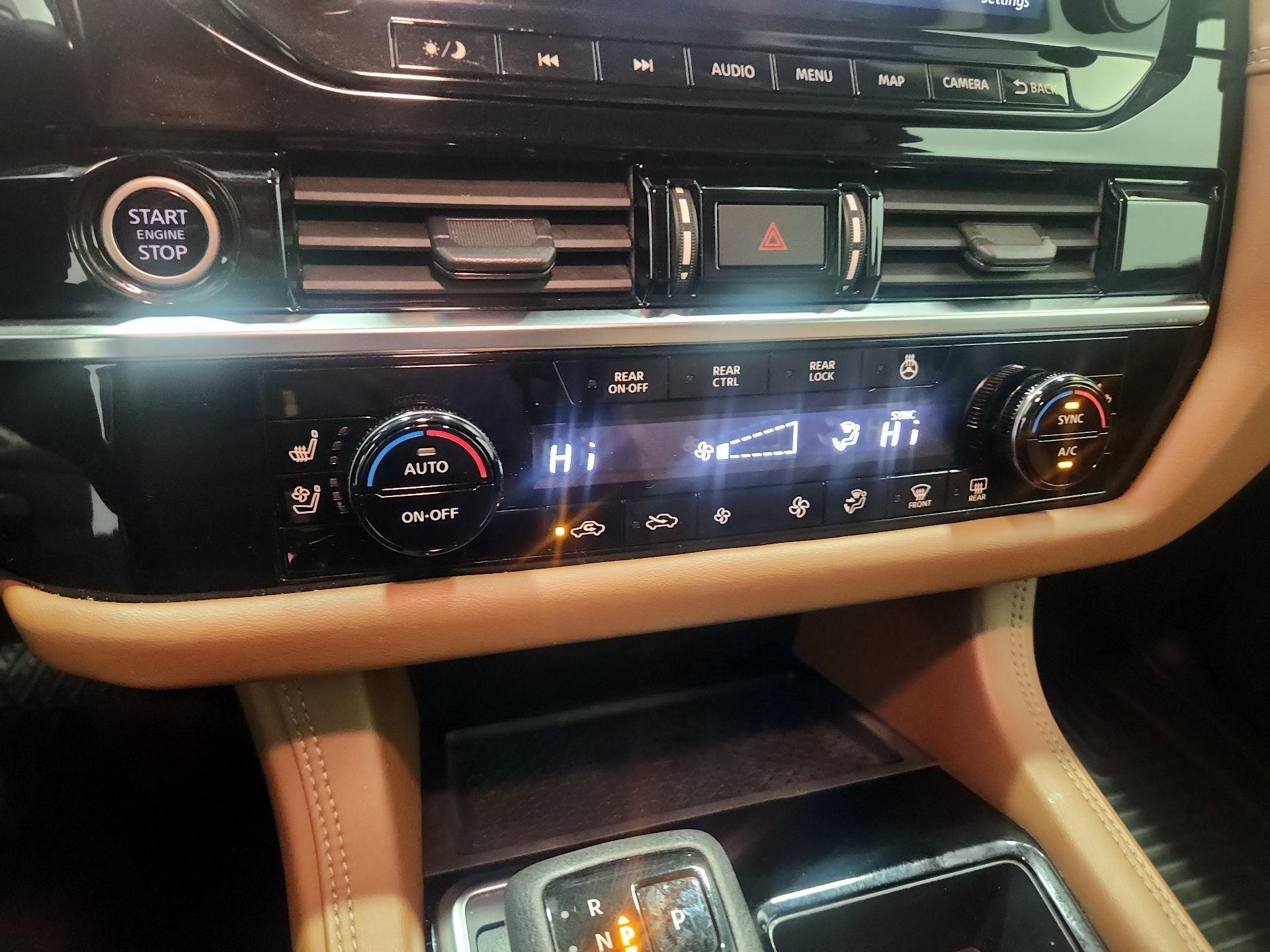 Thumbnail: 2023 Nissan Pathfinder - 17